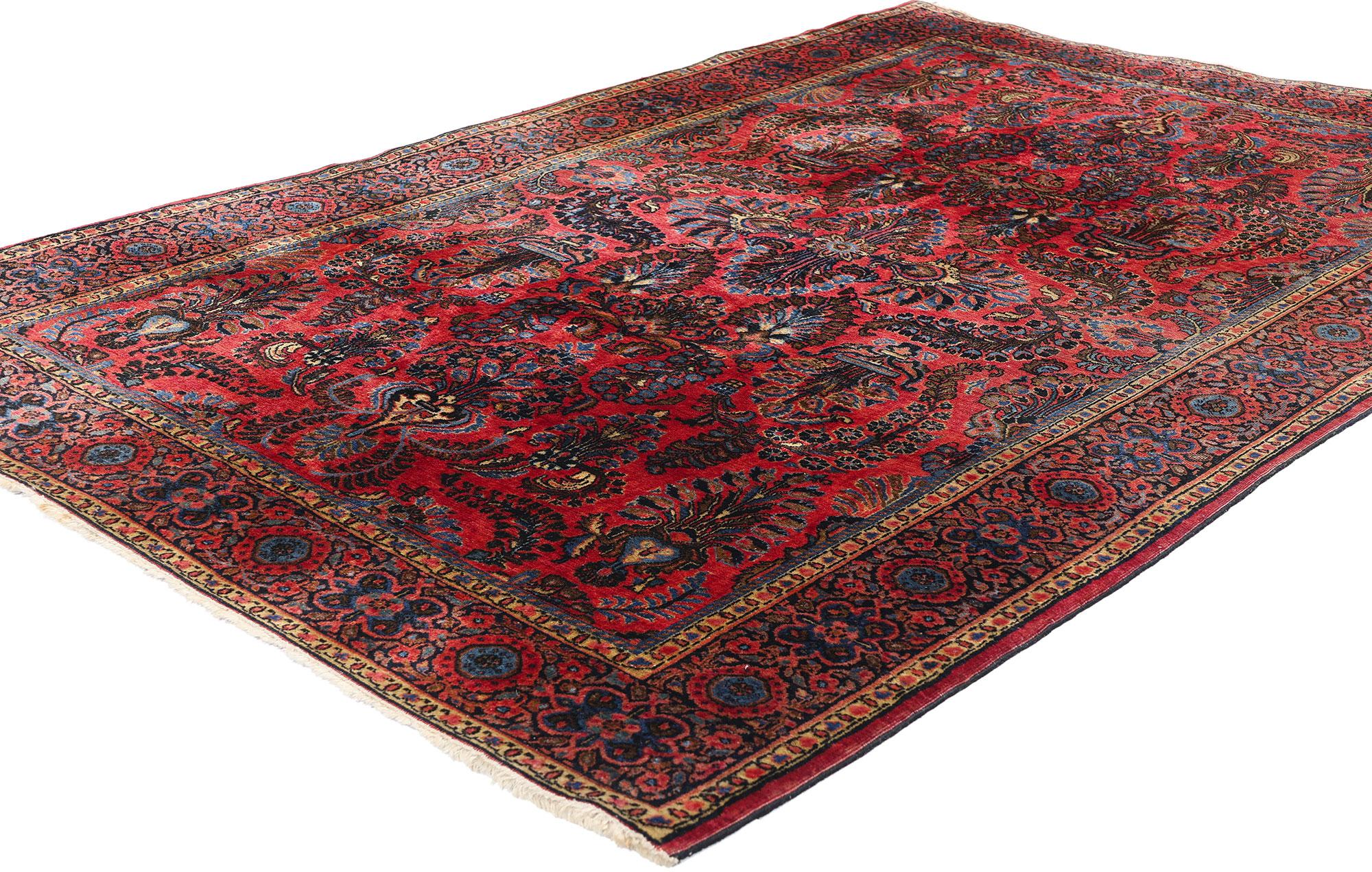 79018 Antiker roter persischer Sarouk  Vorleger, 04'02 x 06'06. Dieser handgeknüpfte antike persische Sarouk-Teppich aus Wolle ist ein Zeugnis der opulenten Kunstfertigkeit und des dauerhaften Erbes der persischen Weberei. Dieser aus der