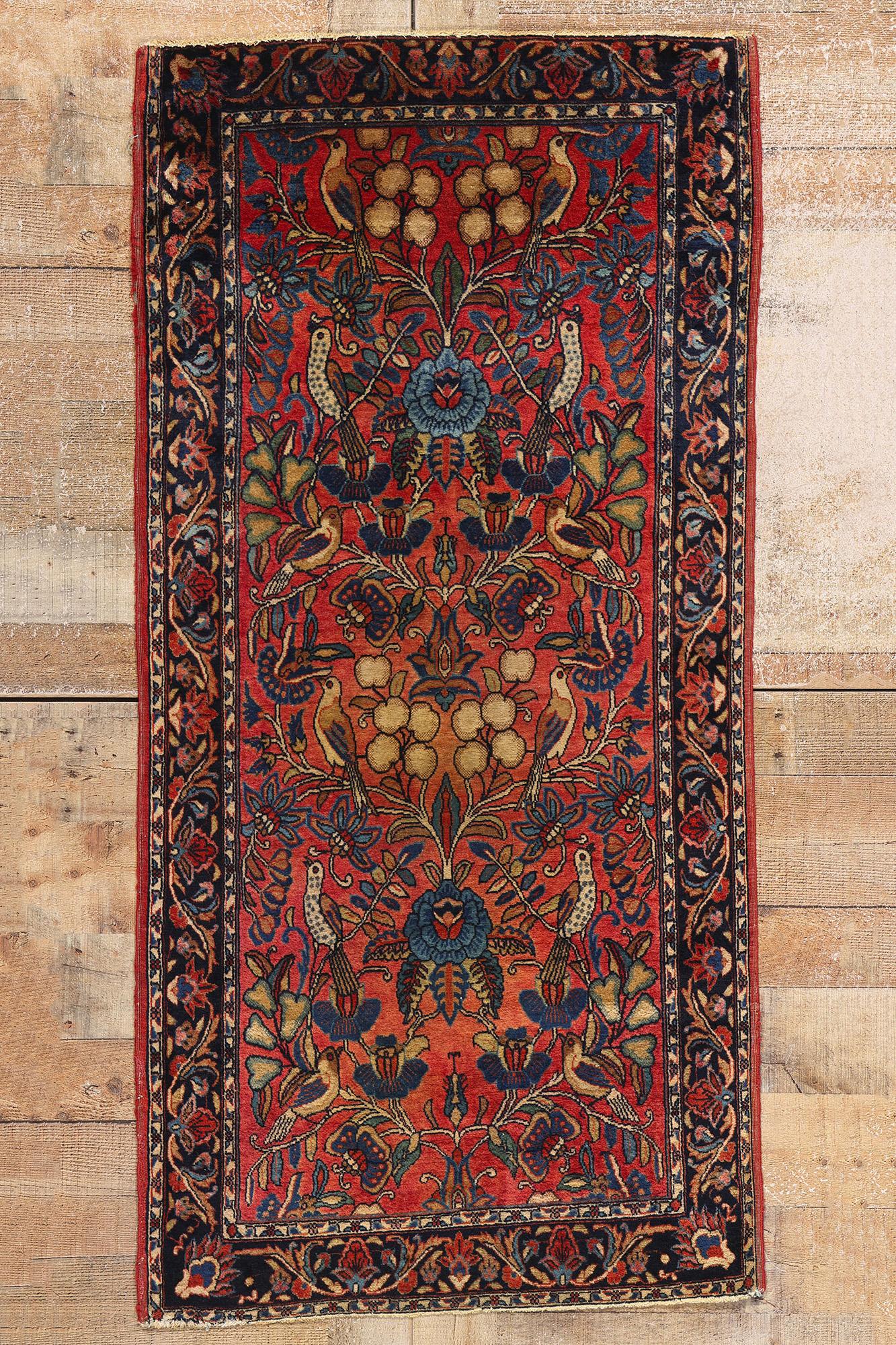Hand-Knotted 1920's Persian Sarouk Carpet with Traditional Style For Sale