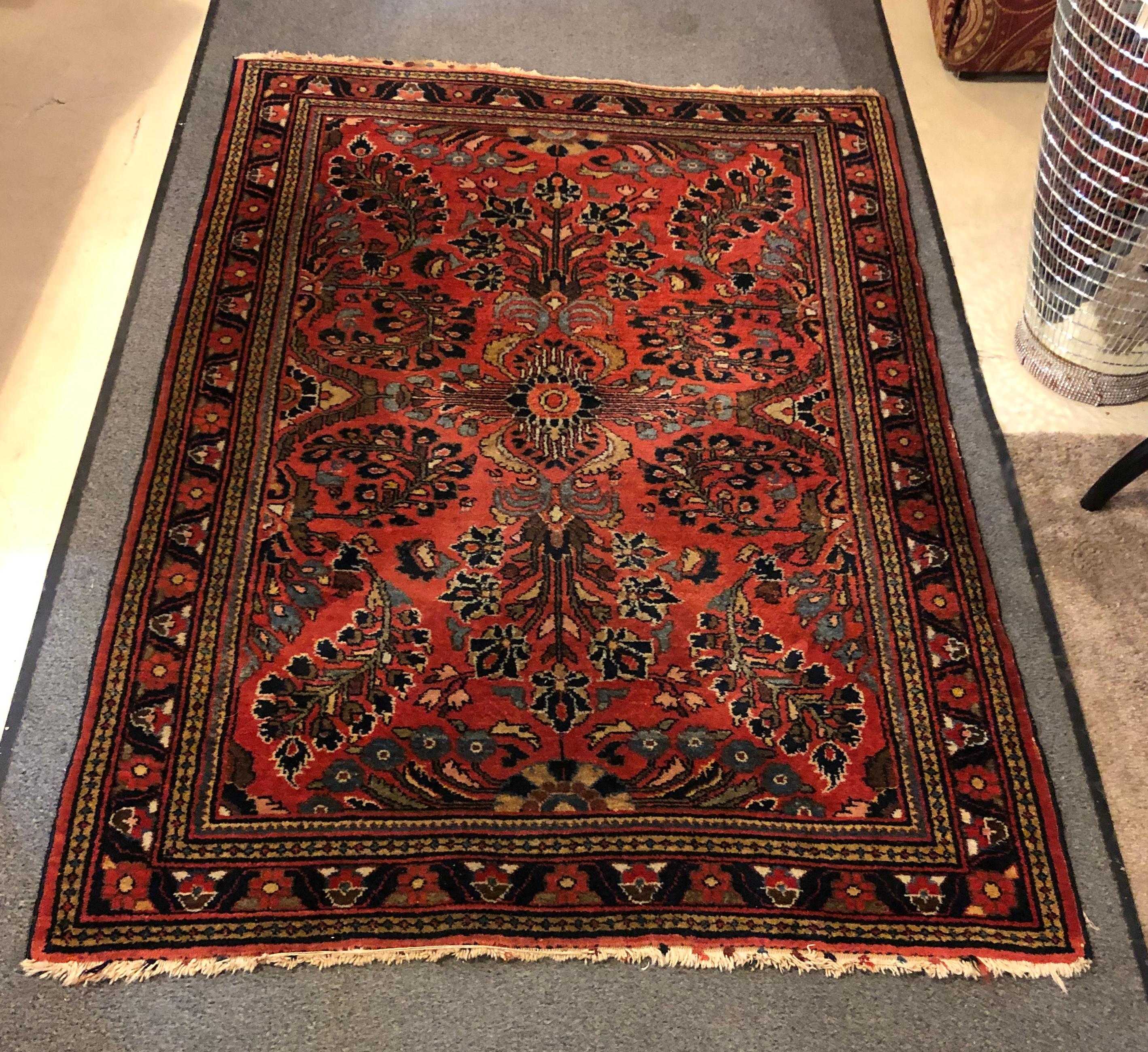 1920s Persian Sarouk Rug In Good Condition In Plainview, NY