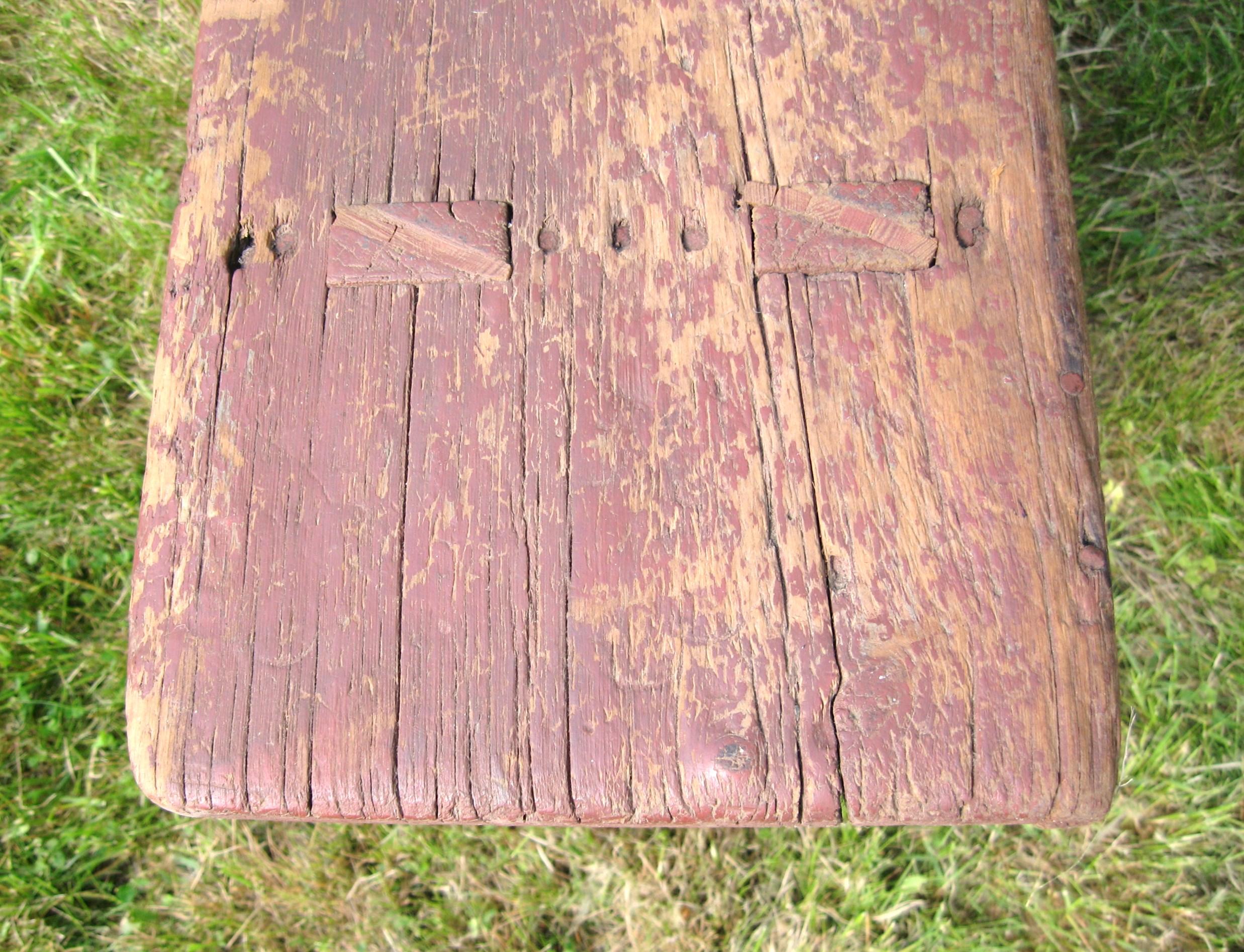1920s Pine Bench in Great Original Barn Red Paint In Fair Condition For Sale In Wallkill, NY