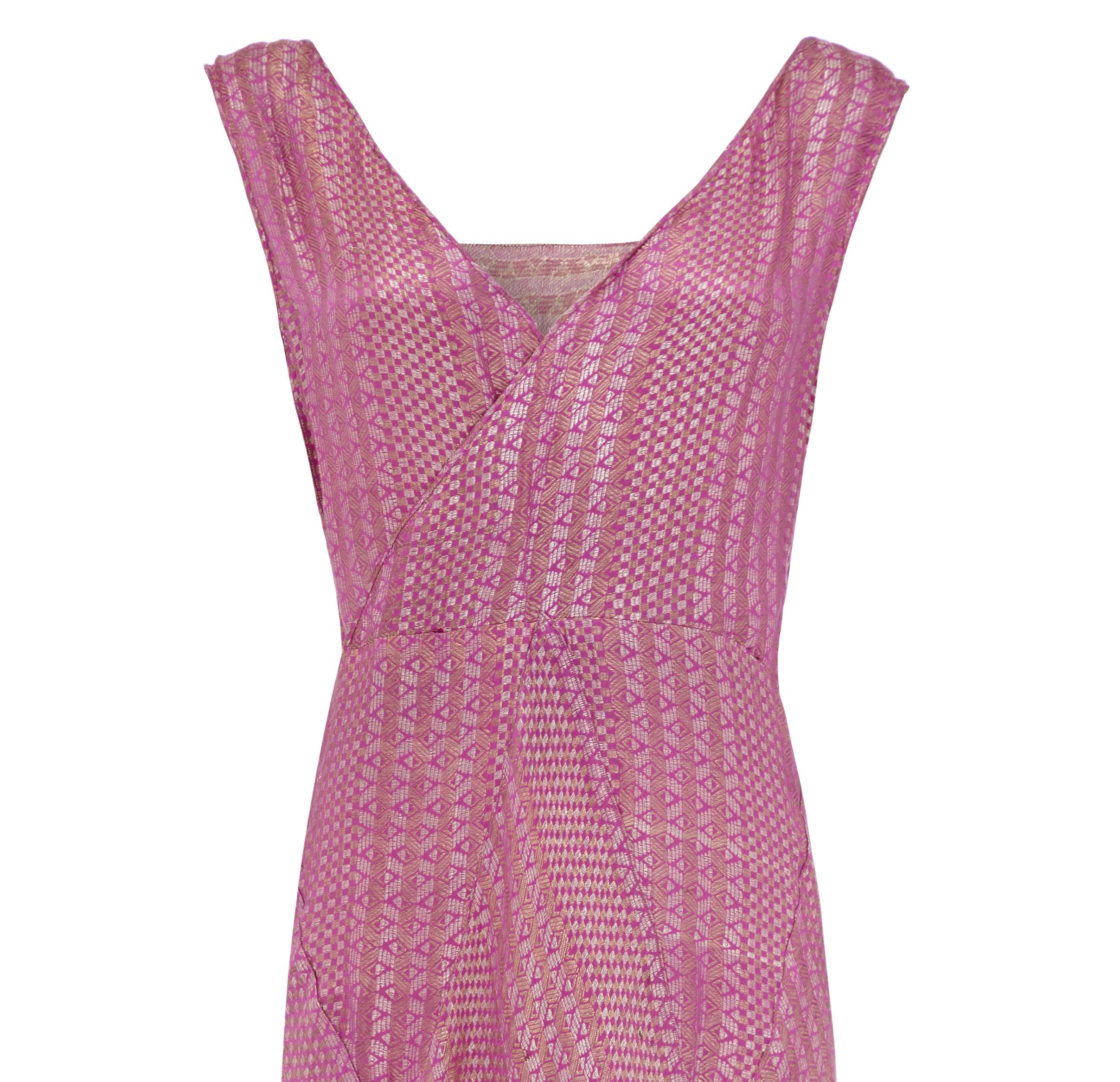 1920s Pink Full Length Lamé Flapper Dress In Excellent Condition For Sale In London, GB
