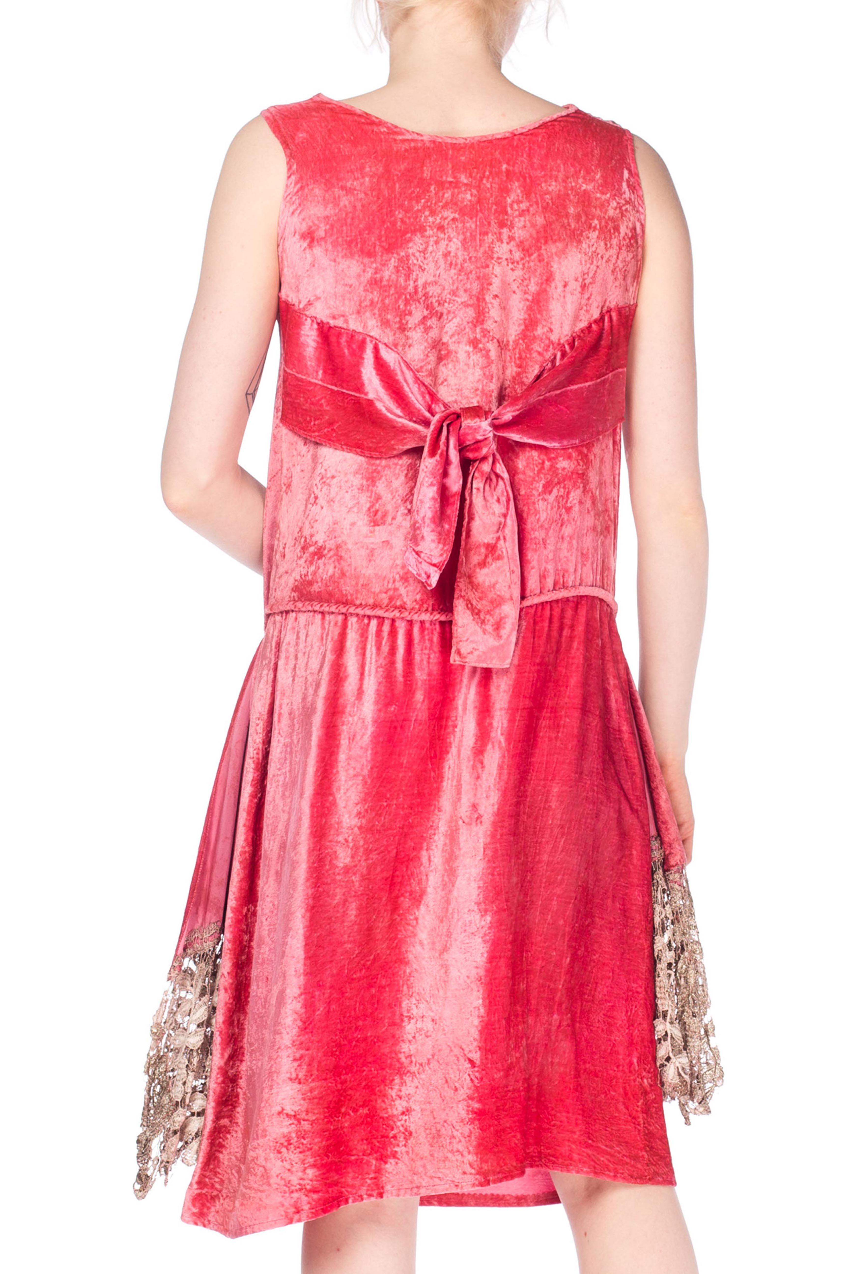 1920S Pink Silk Velvet Draped Cocktail Dress With Silver Lame Lace In Excellent Condition For Sale In New York, NY