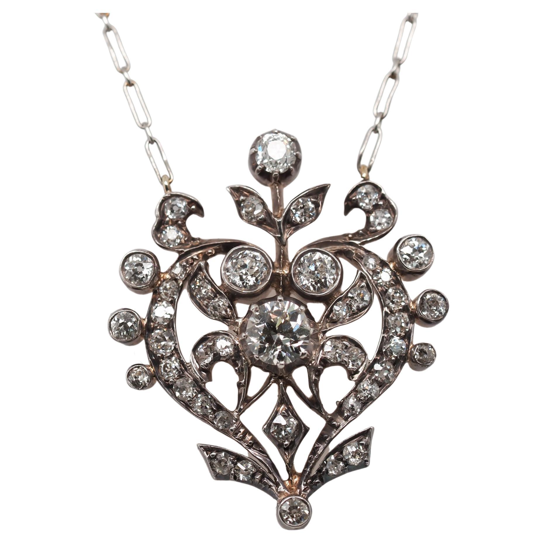 1920s Platinum Royal Art Deco Drop Diamond Necklace For Sale