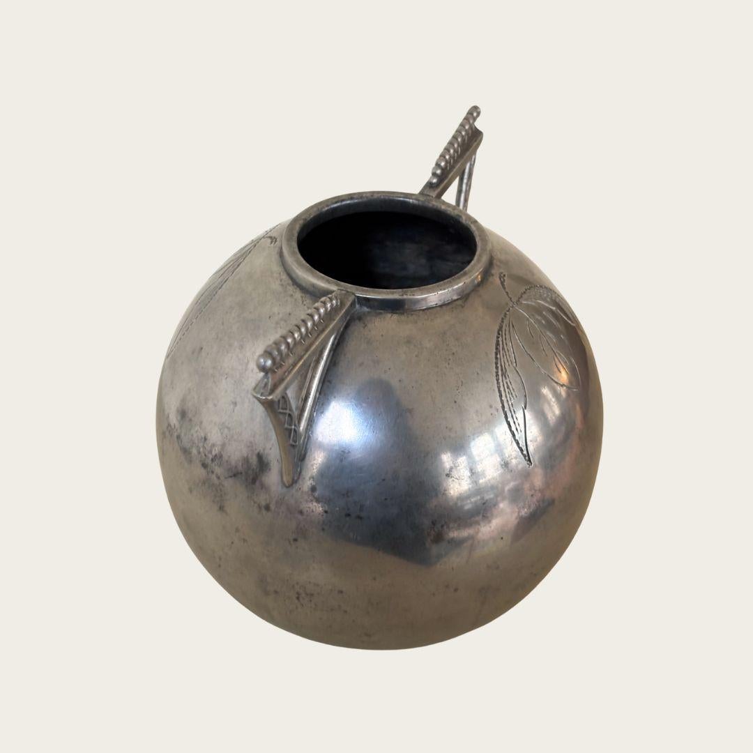 1920s Polished Pewter Globe Vase by Svenskt Tenn with Beaded Handle Details In condizioni buone in vendita a Brooklyn, NY