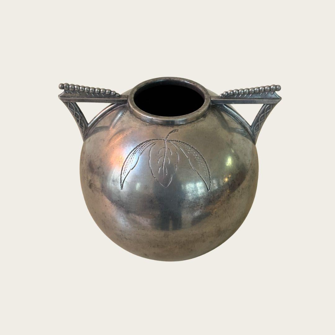 Inizio XX secolo 1920s Polished Pewter Globe Vase by Svenskt Tenn with Beaded Handle Details in vendita