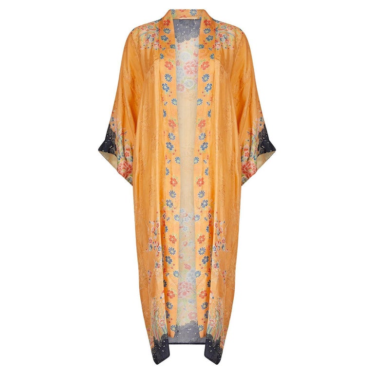 1920s Pongee Silk Satsuma Dressing Robe Gown For Sale