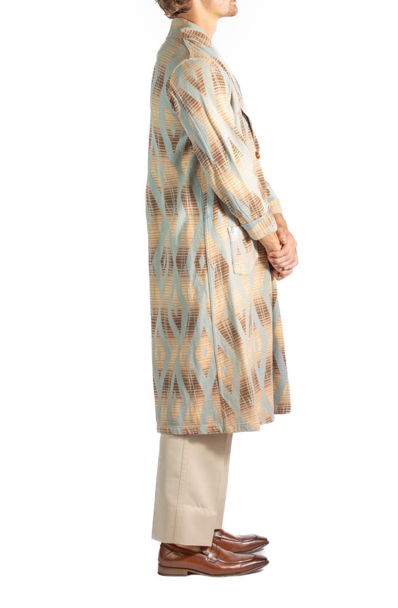 1920S Powdered Blue & Beige Wool/Cotton Mens Robe For Sale 1