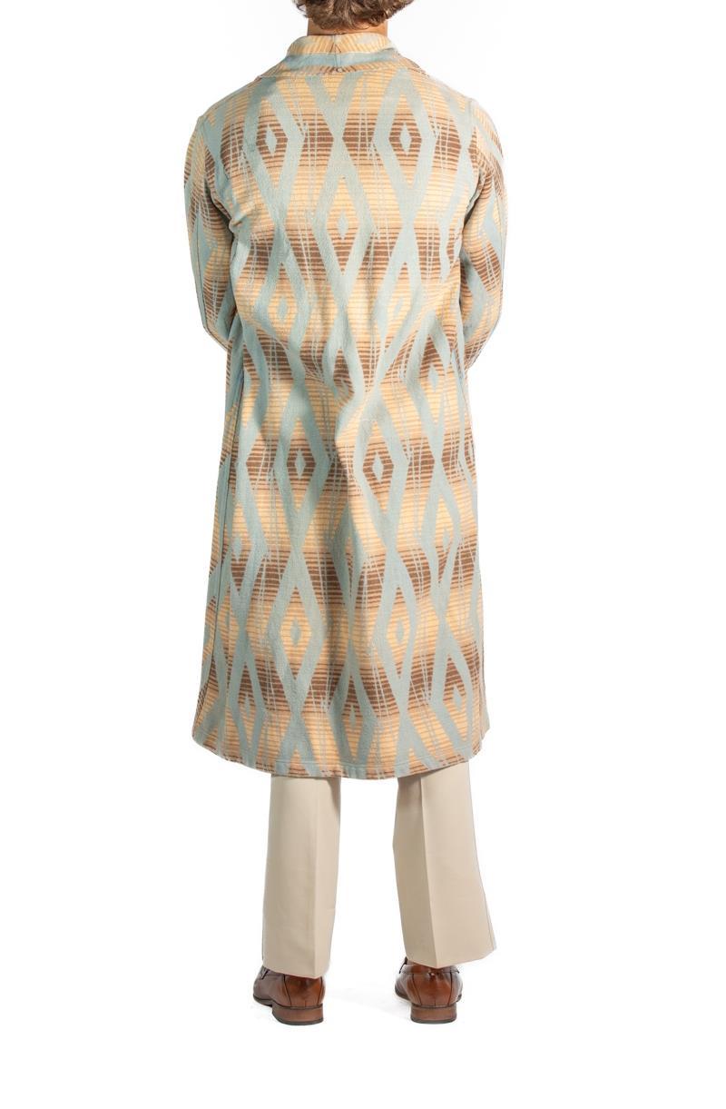 1920S Powdered Blue & Beige Wool/Cotton Mens Robe For Sale 2