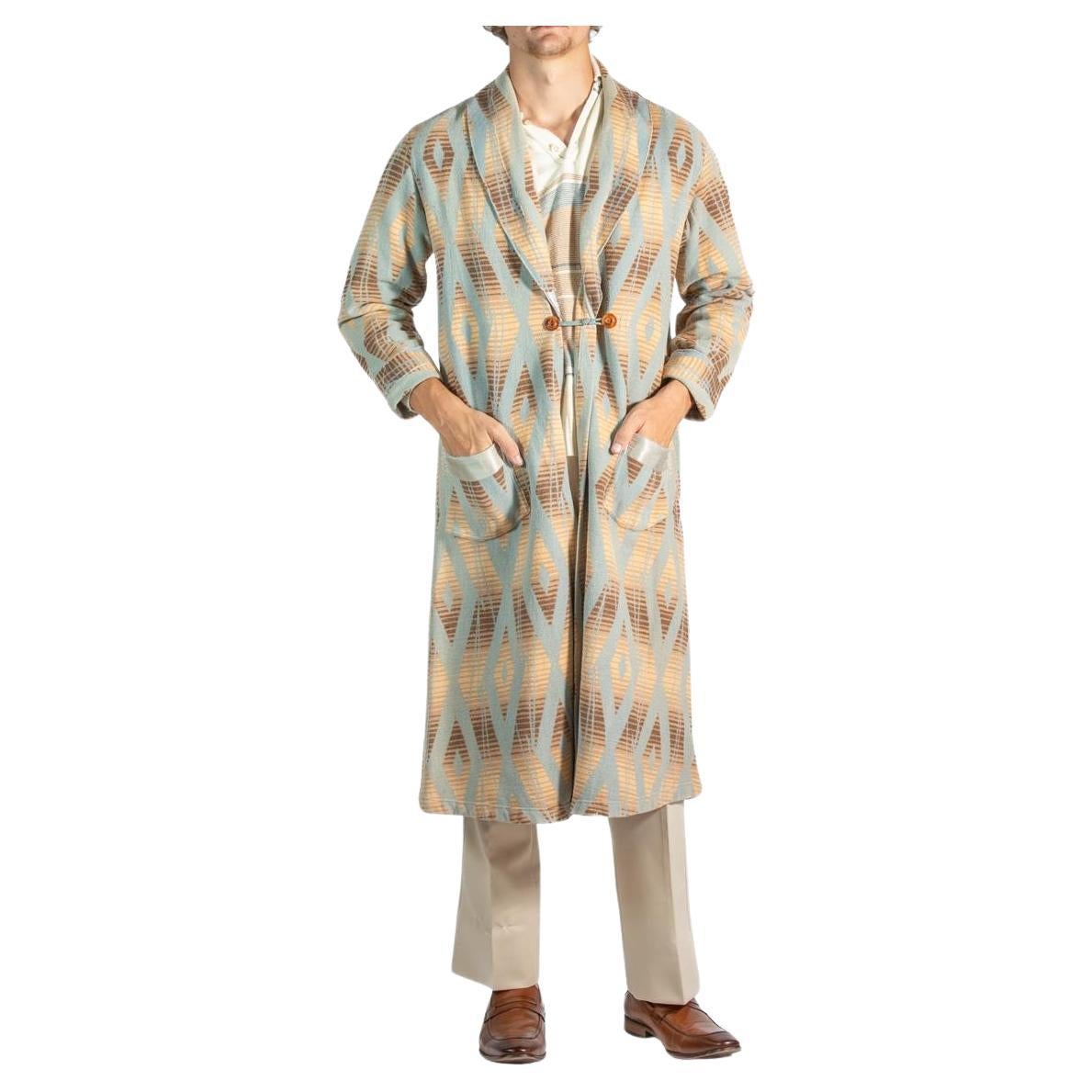 1920S Powdered Blue & Beige Wool/Cotton Mens Robe For Sale