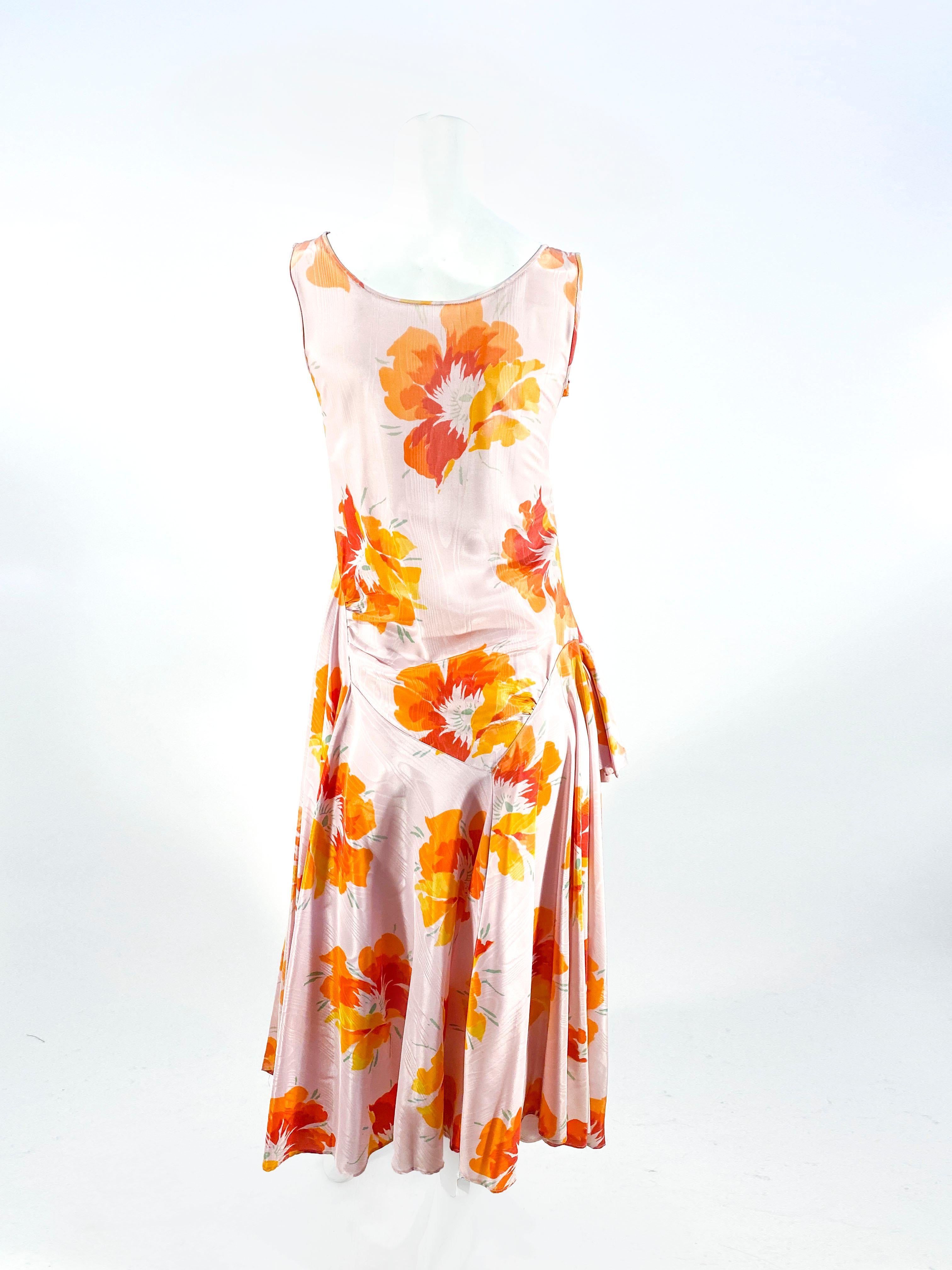 Men's 1920s Printed Moiré Rose Dress