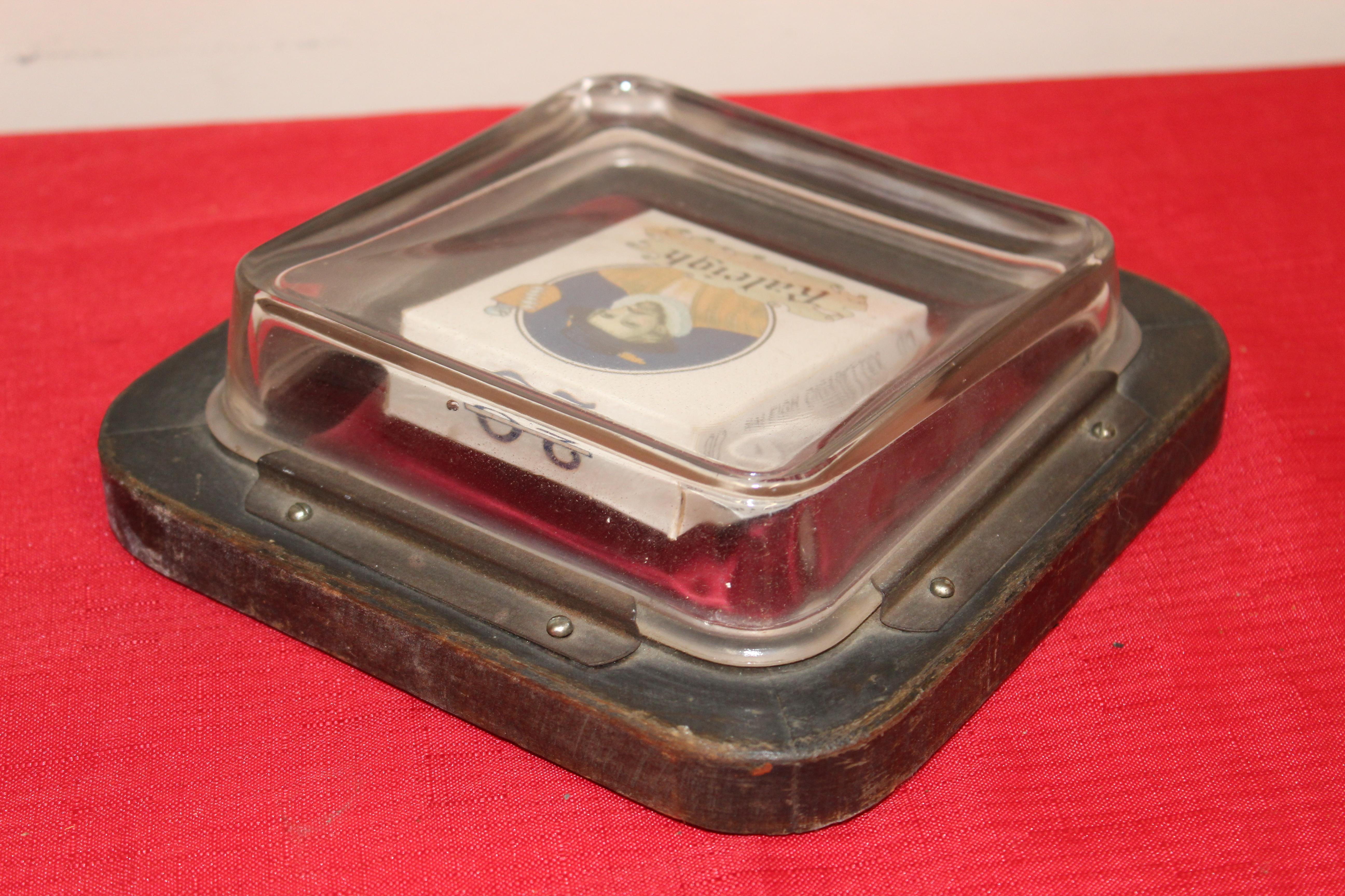 Early 20th Century 1920s Raleigh Cigarette Paper Weight or Coin Tray For Sale