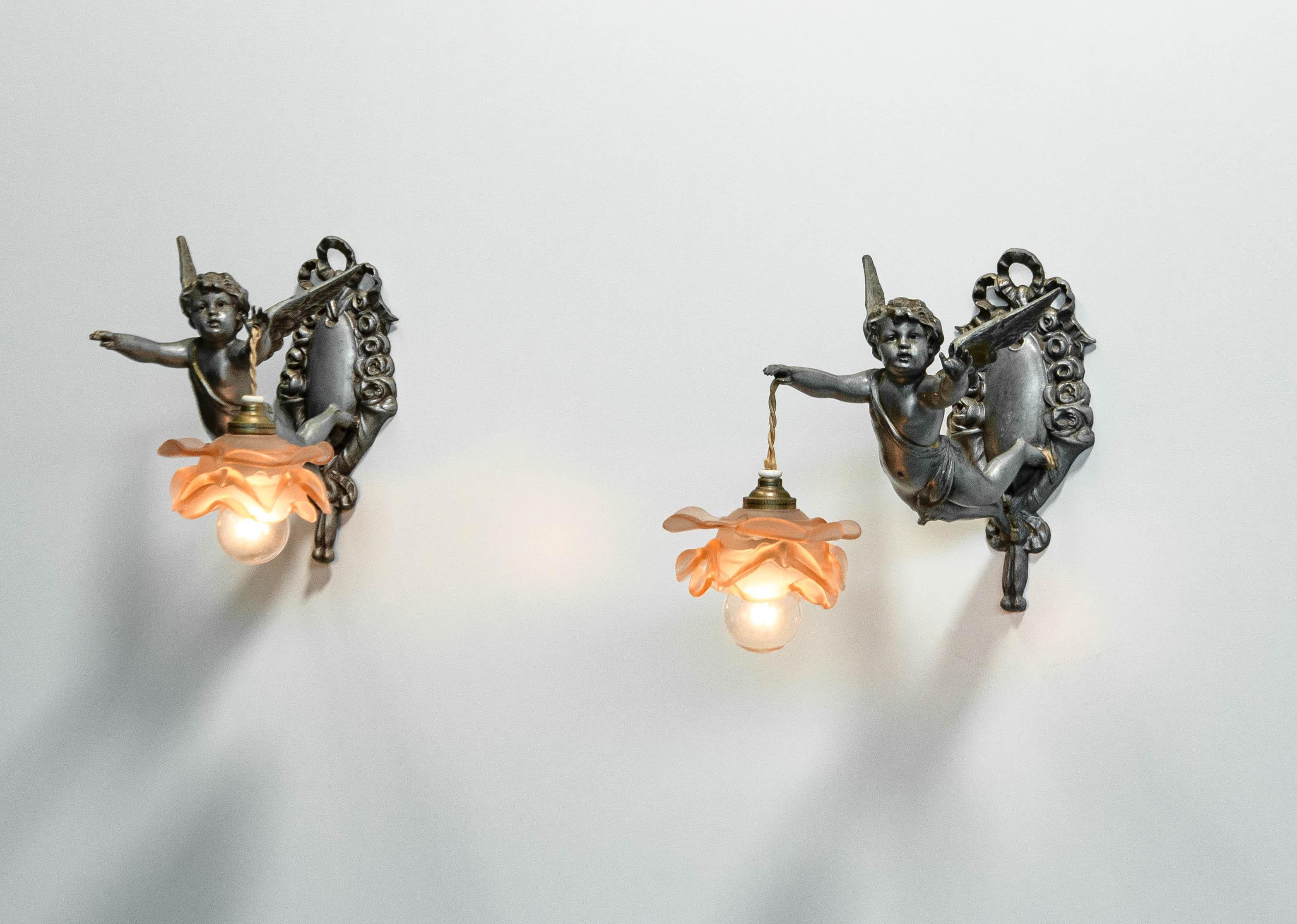 1920s Rare matching pair of French Rococo-style Pewter Wall Lights Sconces For Sale 7