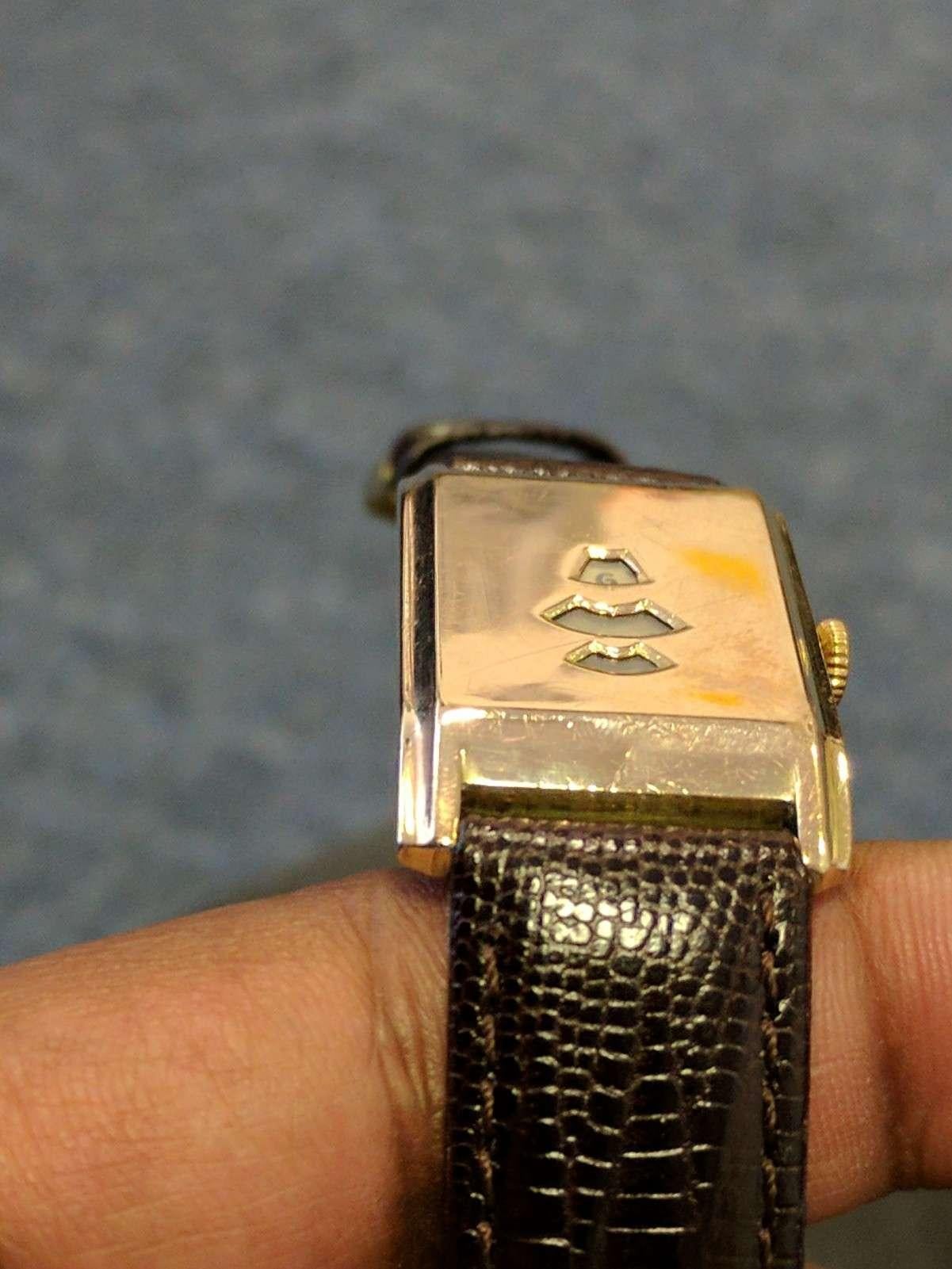 Men's 1920s Rare Vintage Rolex 9 Karat Rose Gold Marconi Digital Jump Hour Watch