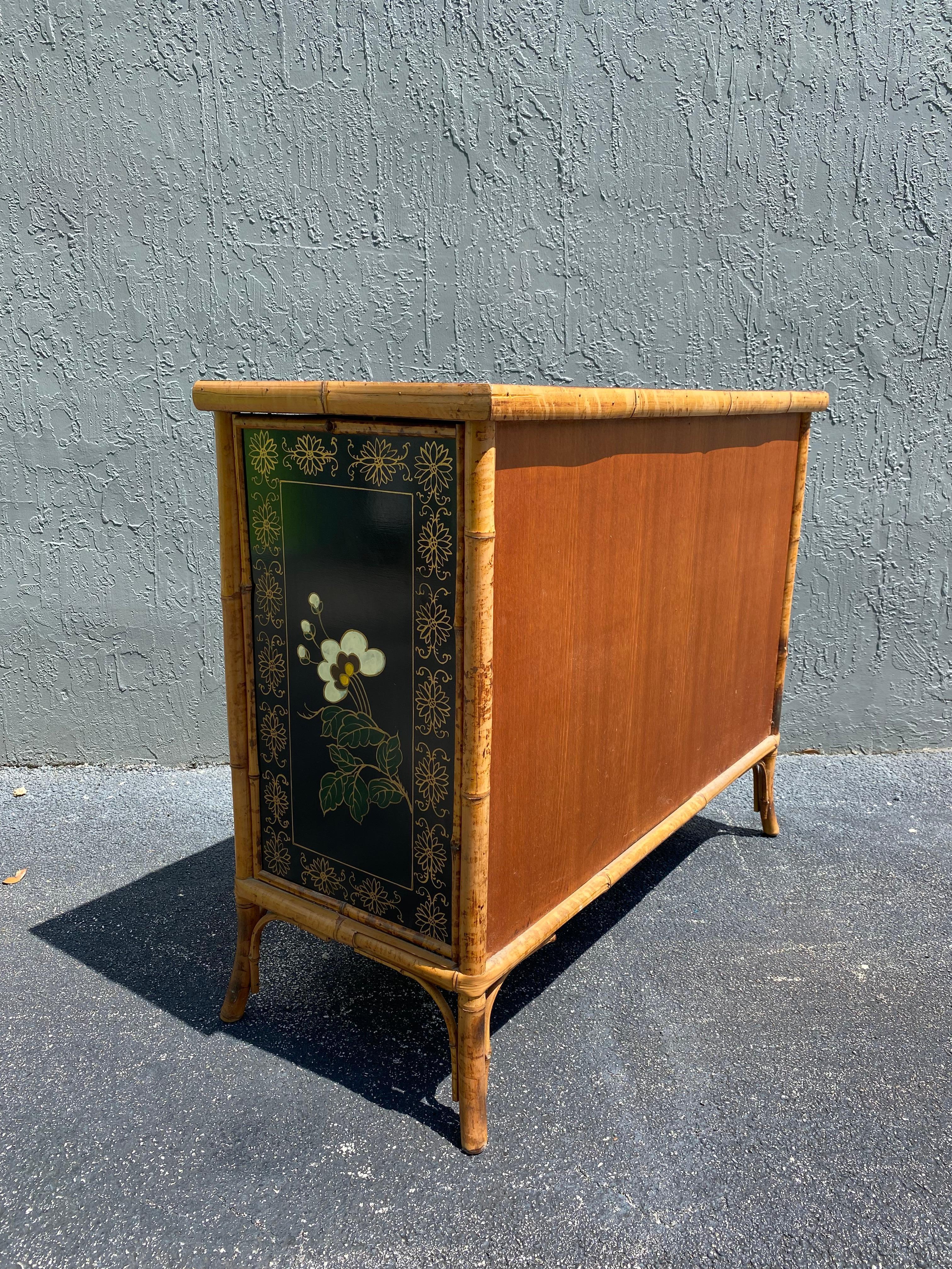 1920s Rattan Chinoiserie Hand Painted Cabinet Mini Sideboard For Sale 2