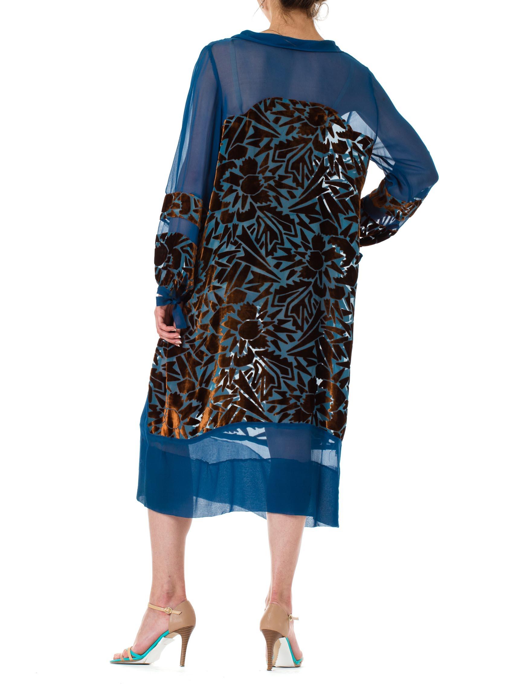 Women's 1920S RAUOL DUFY Style Blue & Brown Silk Velvet  Burnout Bow Neck Dress With Be For Sale