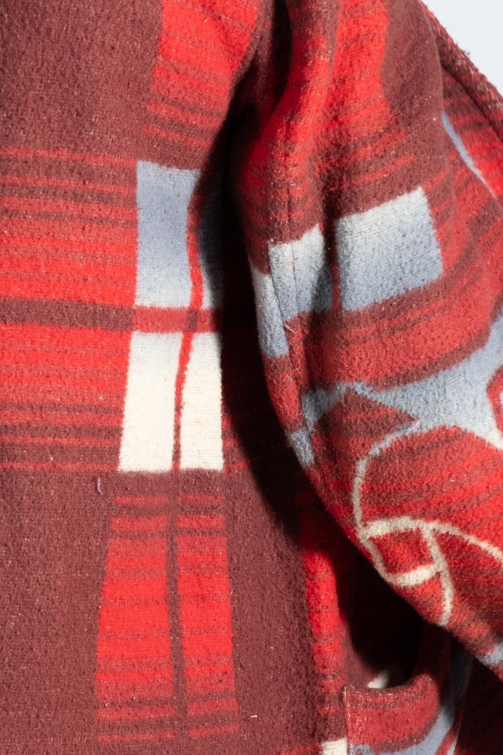 1920S Red & Blue Wool/Cotton Mens Robe For Sale 3