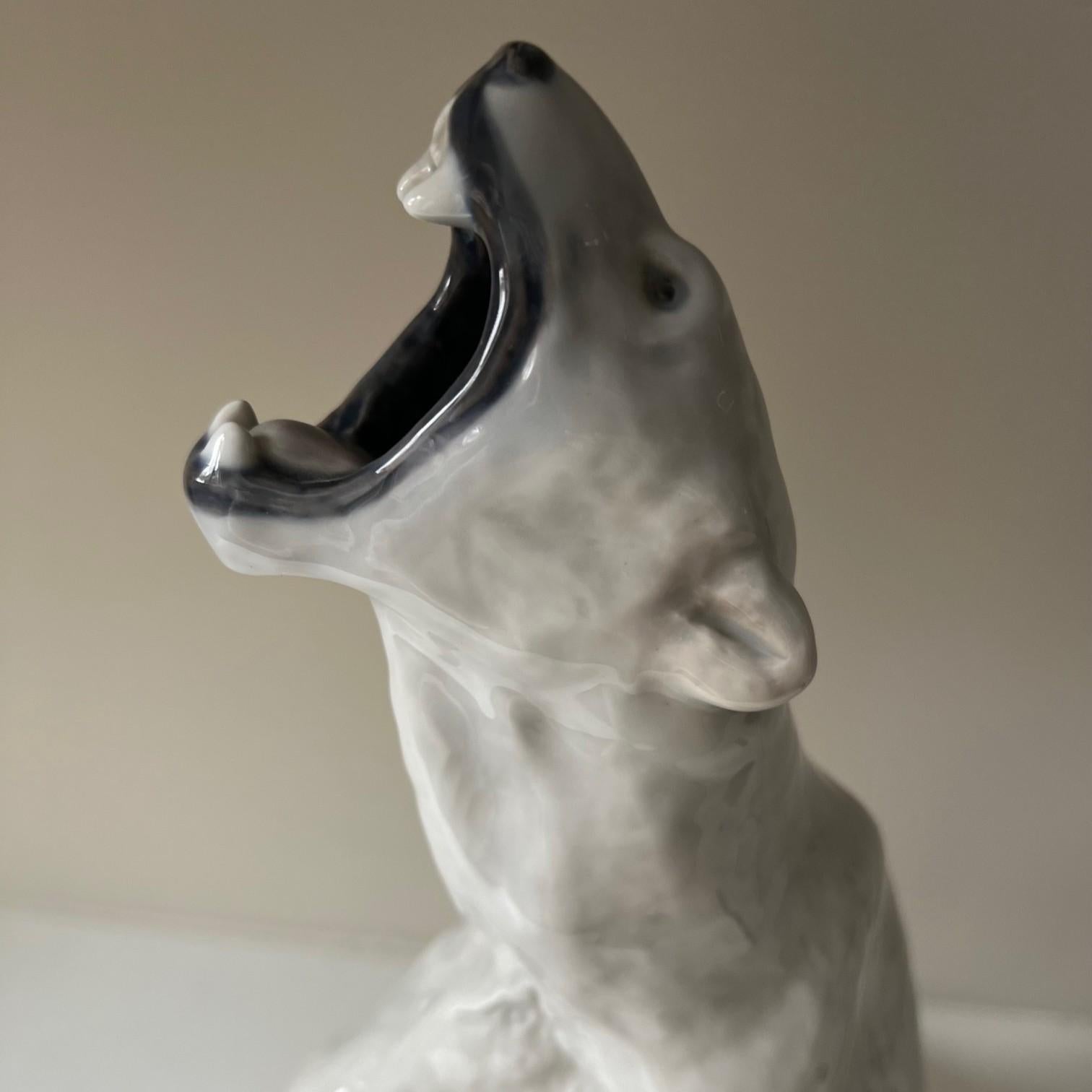 Orso polare ruggente del 1920 n. 502 di C.F. Liisberg di Royal Copenhagen In condizioni buone in vendita a Morristown, NJ