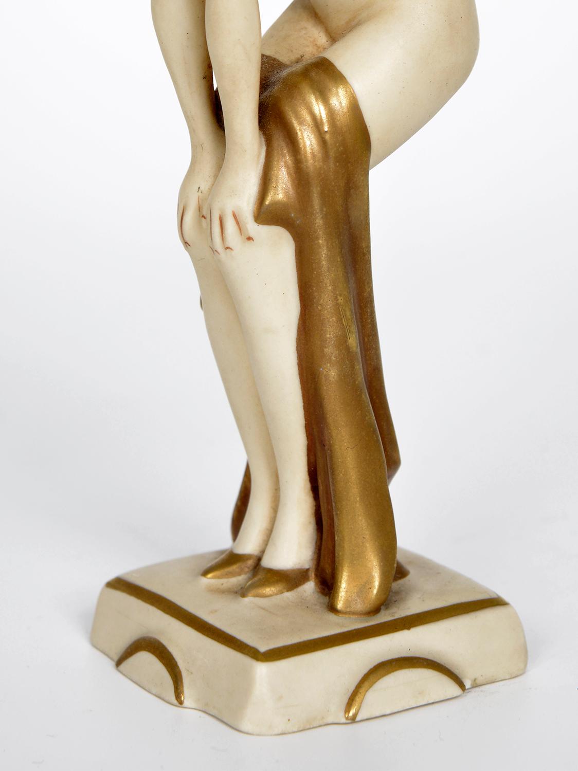1920s Royal Dux Art Deco Flapper Nude Porcelain Figurine Elly Strobach mod. 3332 For Sale 1
