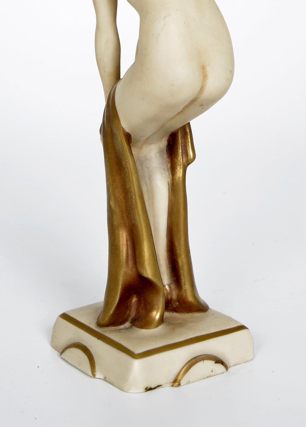 1920s Royal Dux Art Deco Flapper Nude Porcelain Figurine Elly Strobach mod. 3332 For Sale 2