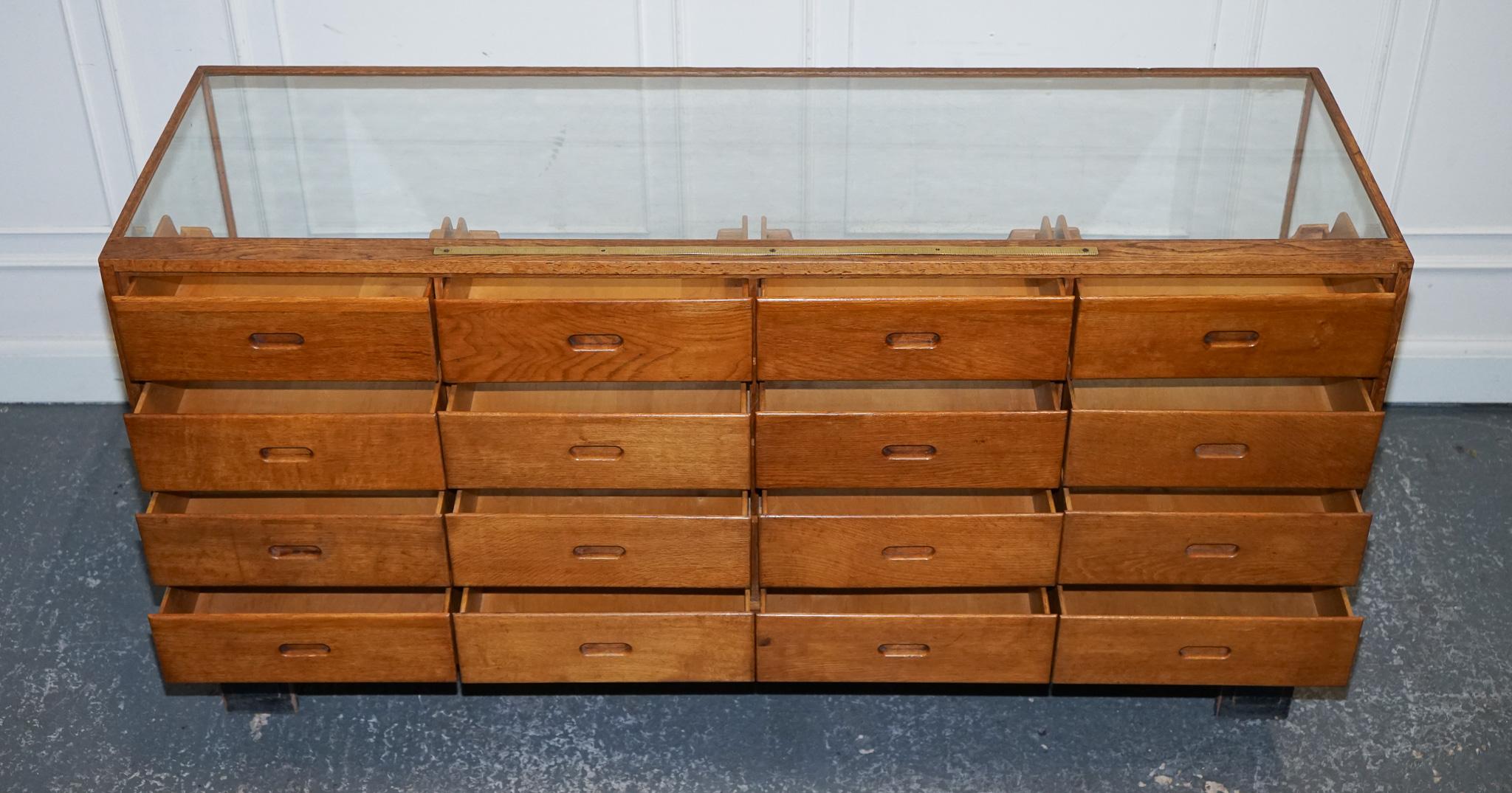 1920'S RUDDUCK LONDON HABERDASHERY ENGLISH OAK SHOP DiSPLAY COUNTER 16 DRAWERS 11