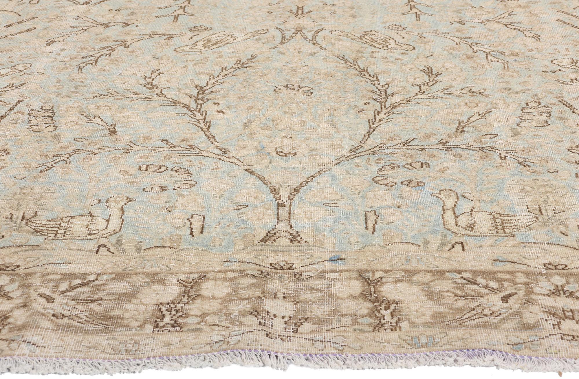 Perse Tapis de jardin persan Tabriz pictural chic et rustique des années 1920 avec Mihrab Niche en vente