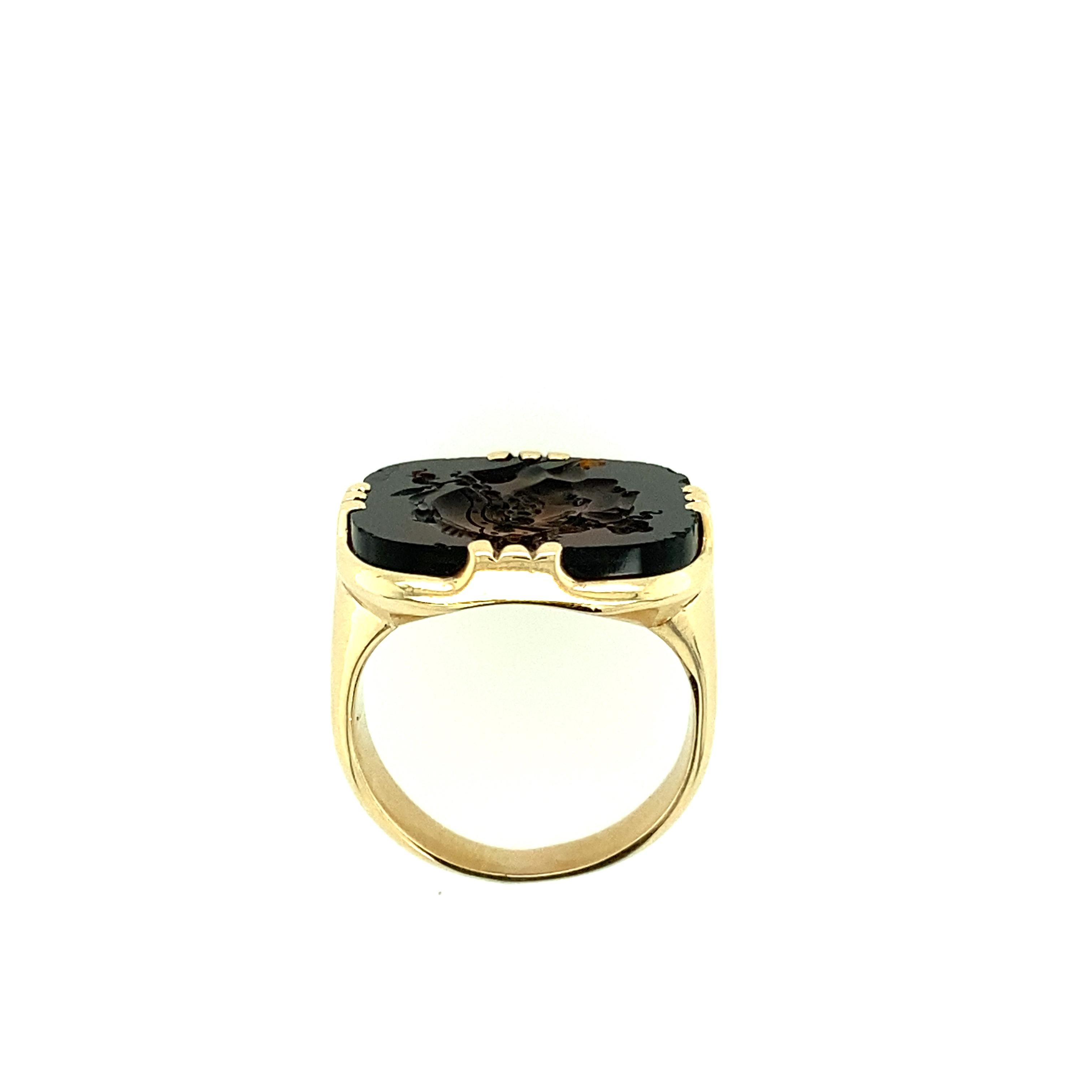1920s Sardonyx Intaglio Ring In Good Condition In Towson, MD
