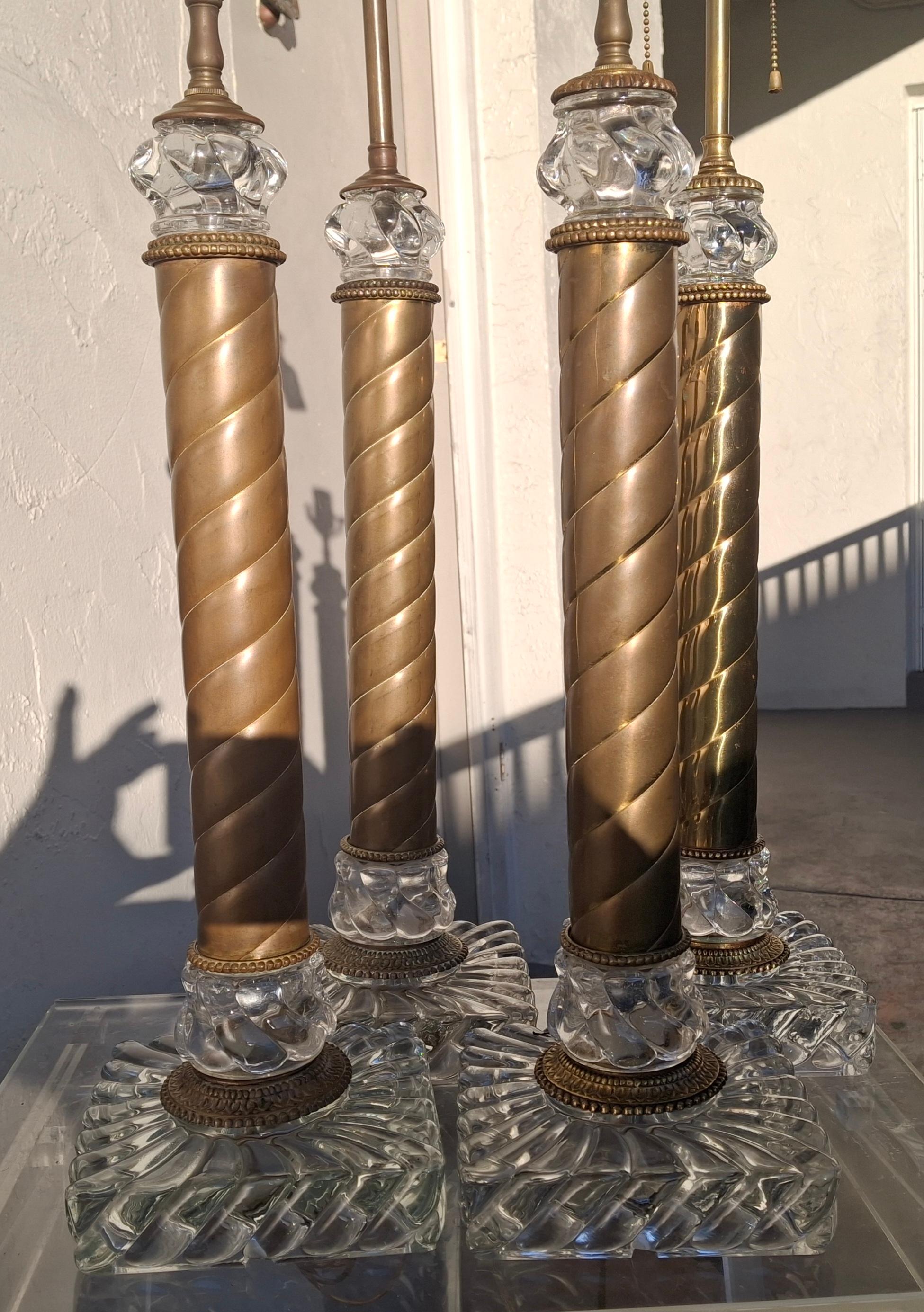 1920s Set of 4 French Regency Baccarat Columnar Crystal Brass Swirl Table Lamps In condizioni buone in vendita a Opa Locka, FL