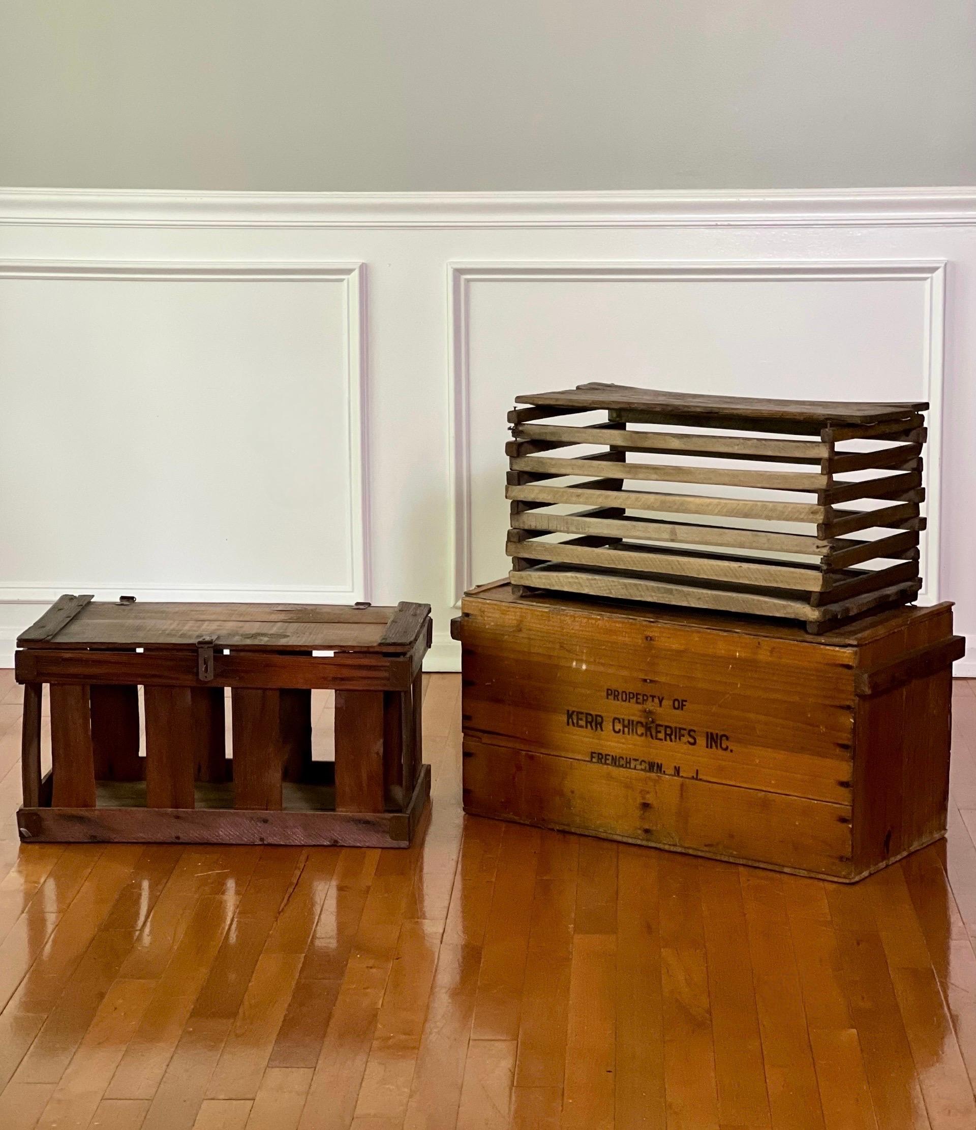 Conjunto de tres cajas de criadero de pollos Kerr de los años 20 en Bueno estado para la venta en Doylestown, PA