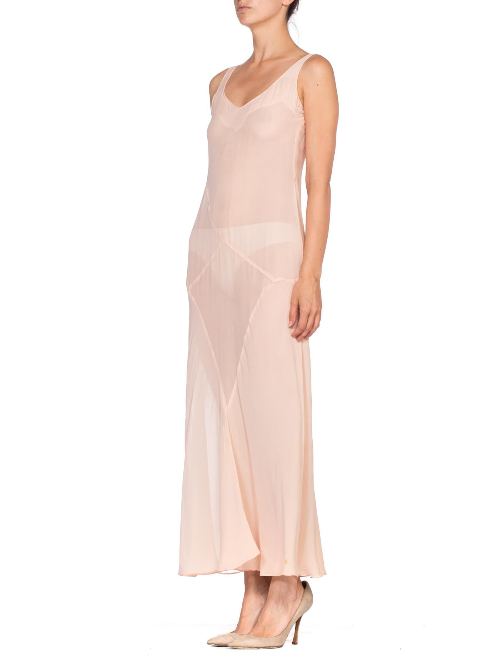 1920'S Blush Pink Silk Chiffon Art Deco Seamed Slip Dress  In Excellent Condition For Sale In New York, NY