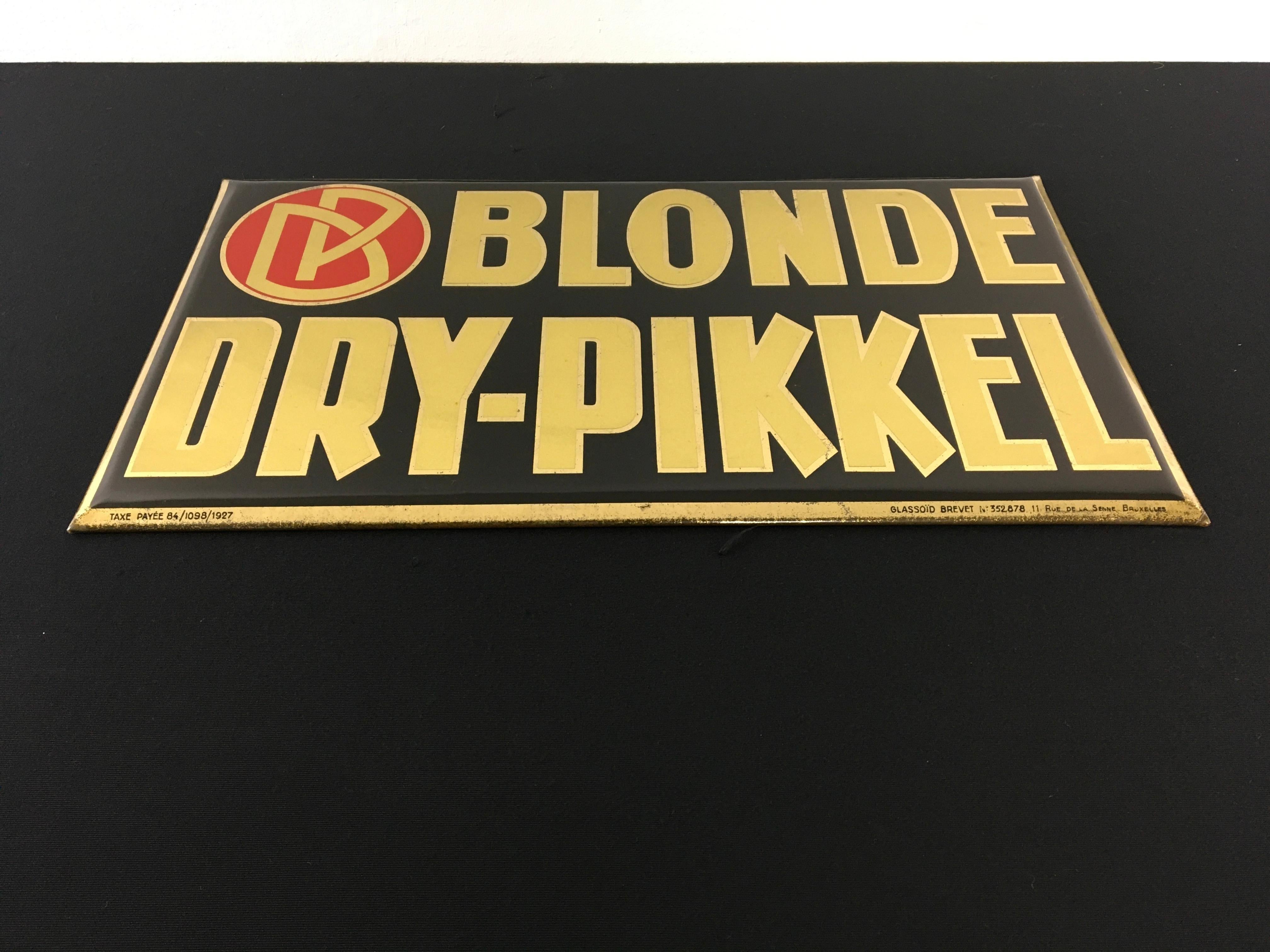 Black and gold 1920s sign for Belgian Beer - dated 1927.
A late Art Nouveau - Early Art Deco advertising sign for Belgian Beer.
This antique shop display or shop sign was made for Blonde Dry-Pikkel, a blond Belgian Beer - beer from Belgium.

This
