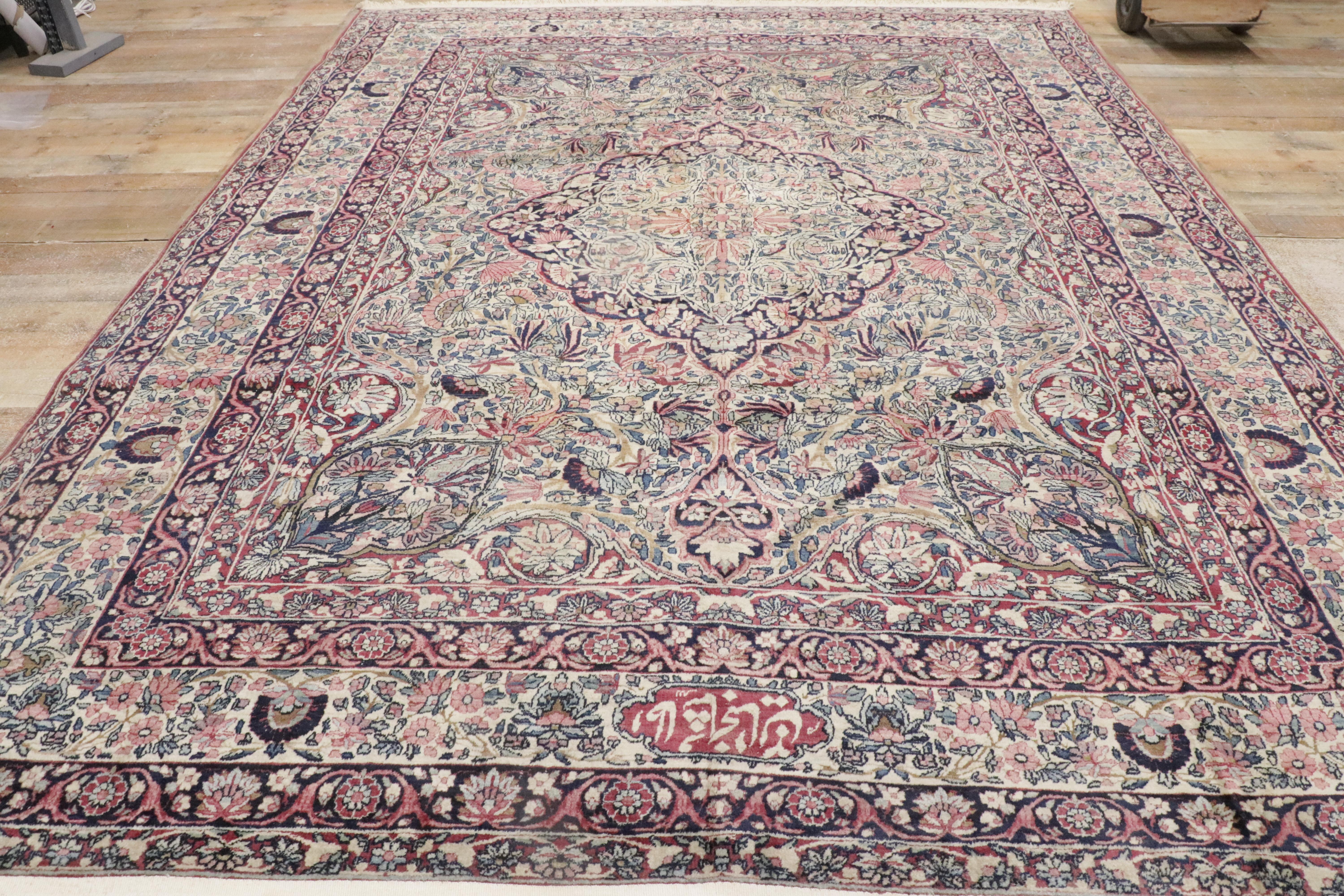 1920's Signed Persian Kermanshah Carpet with Traditional Style For Sale 10