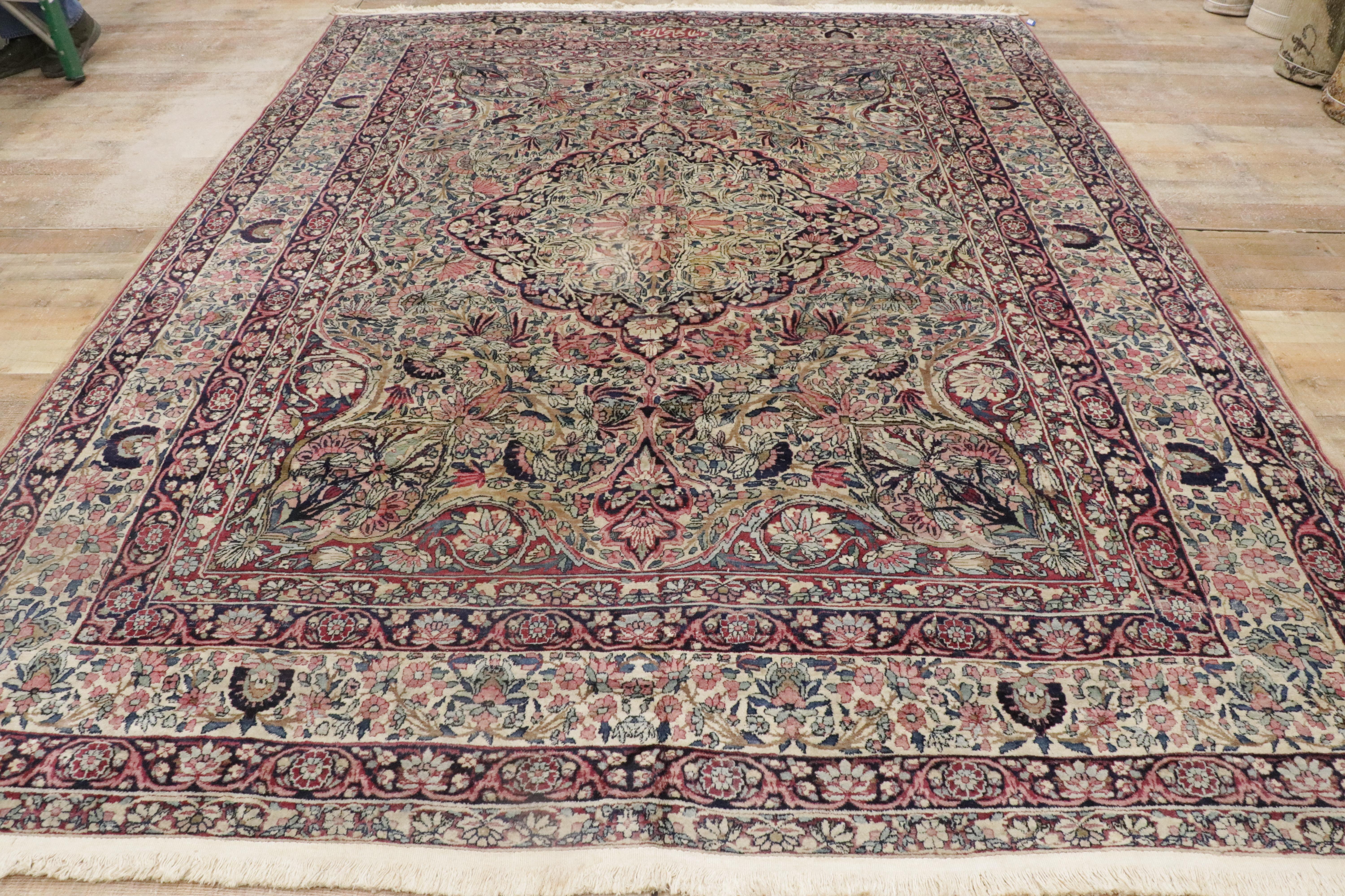 1920's Signed Persian Kermanshah Carpet with Traditional Style For Sale 11