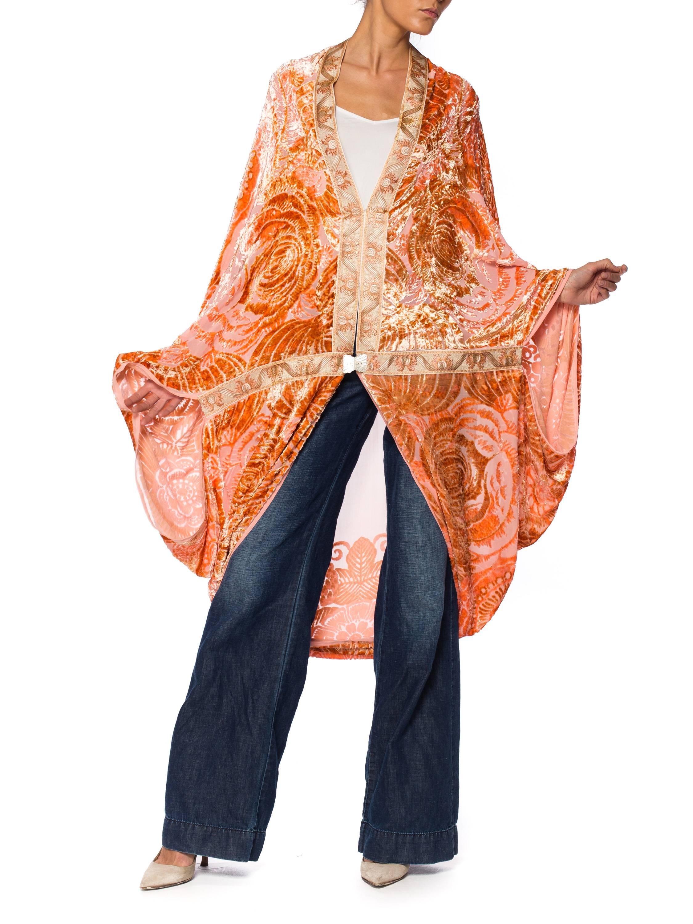 Silk Velvet Cocoon Kimono In Excellent Condition In New York, NY