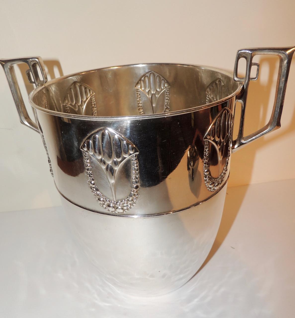 1920s Silver Champagne cooler with Repousse Floral Motif, 1920s In Good Condition For Sale In Oakland, CA