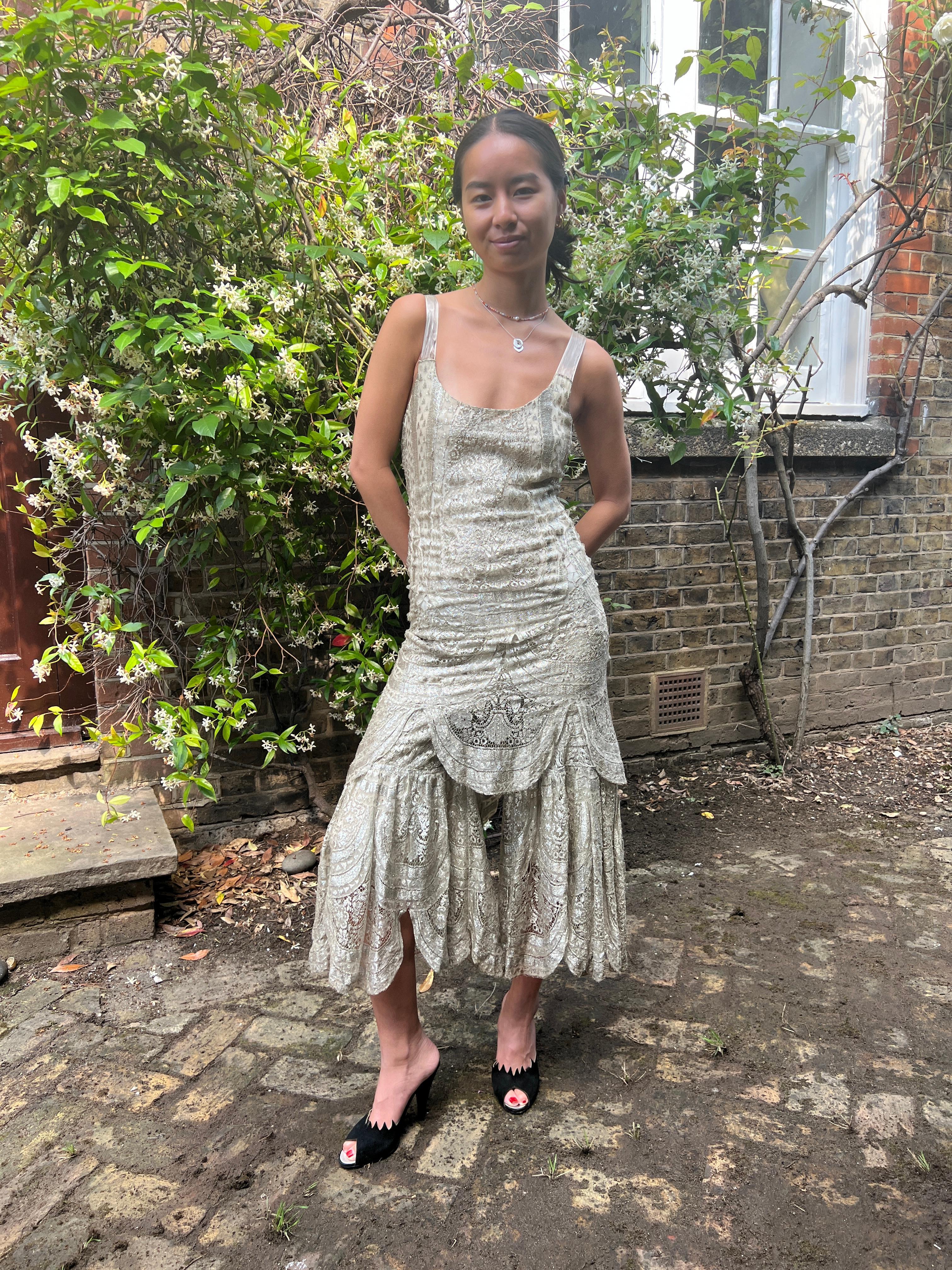 Abito culottes Flapper anni '20 con ragnatela d'argento in vendita 1