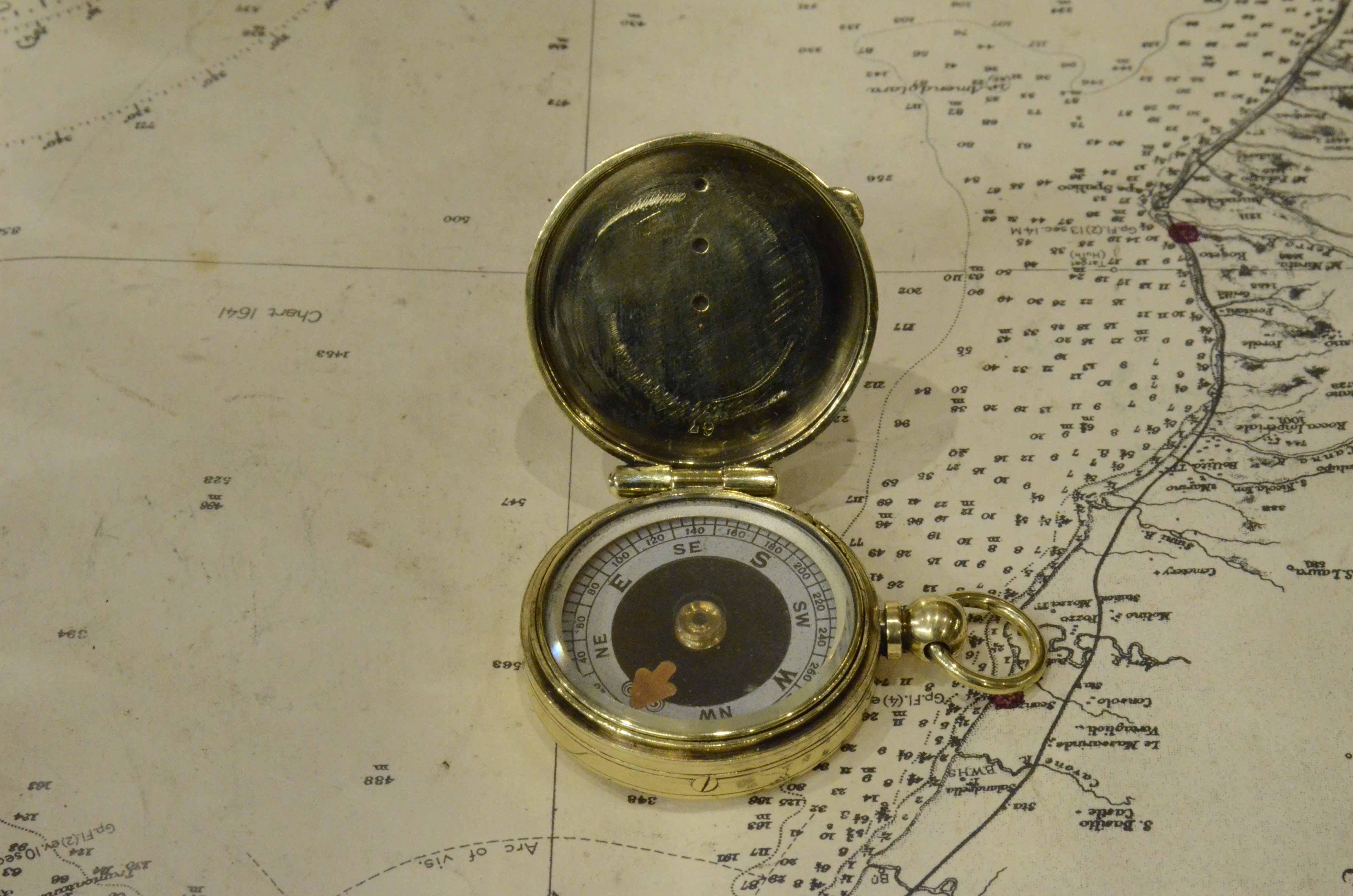 Early 20th Century 1920s Small Brass Nautical Pocket Compass Antique Maritime Navigation Instrument