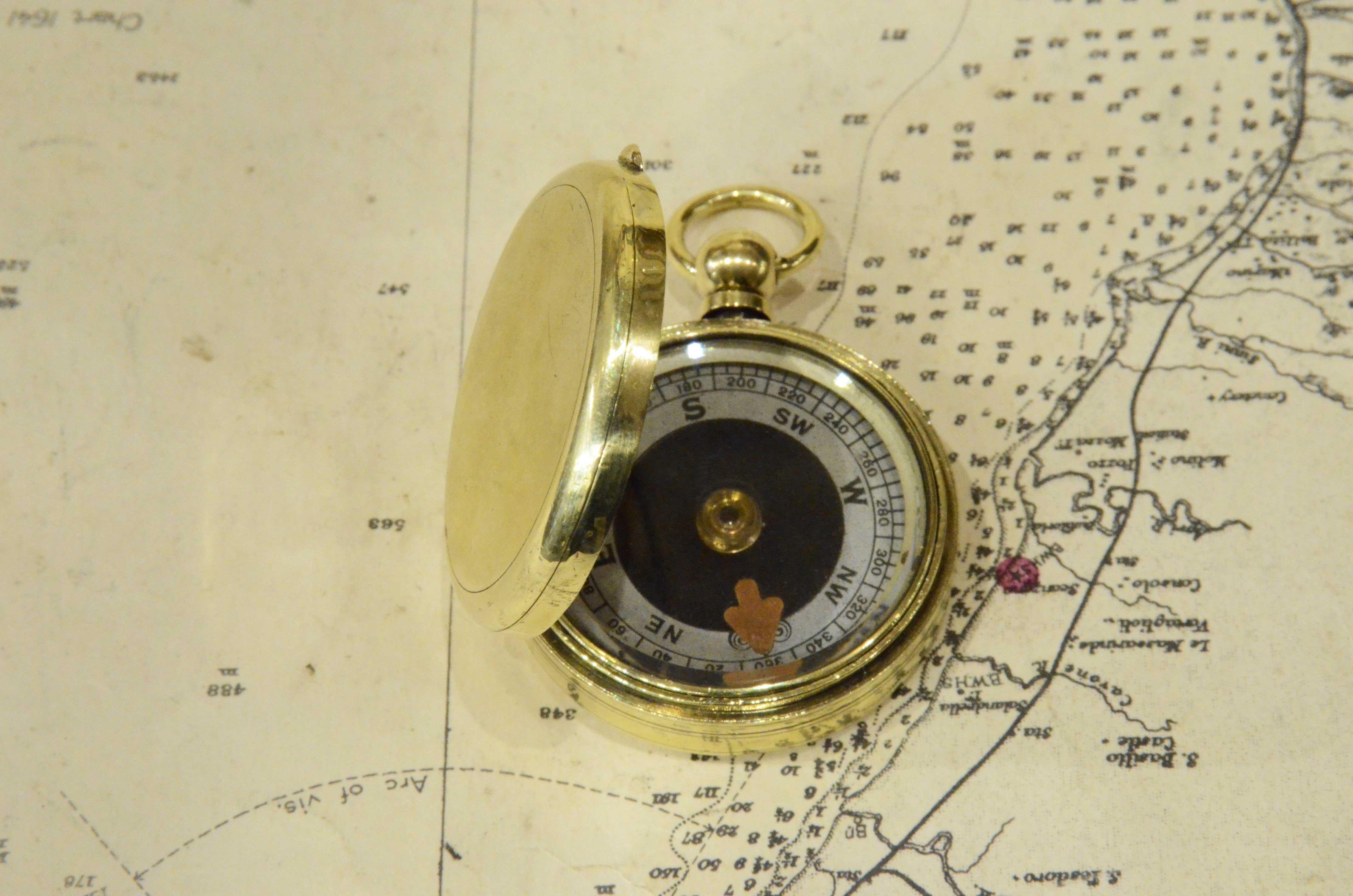 1920s Small Brass Nautical Pocket Compass Antique Maritime Navigation Instrument 2