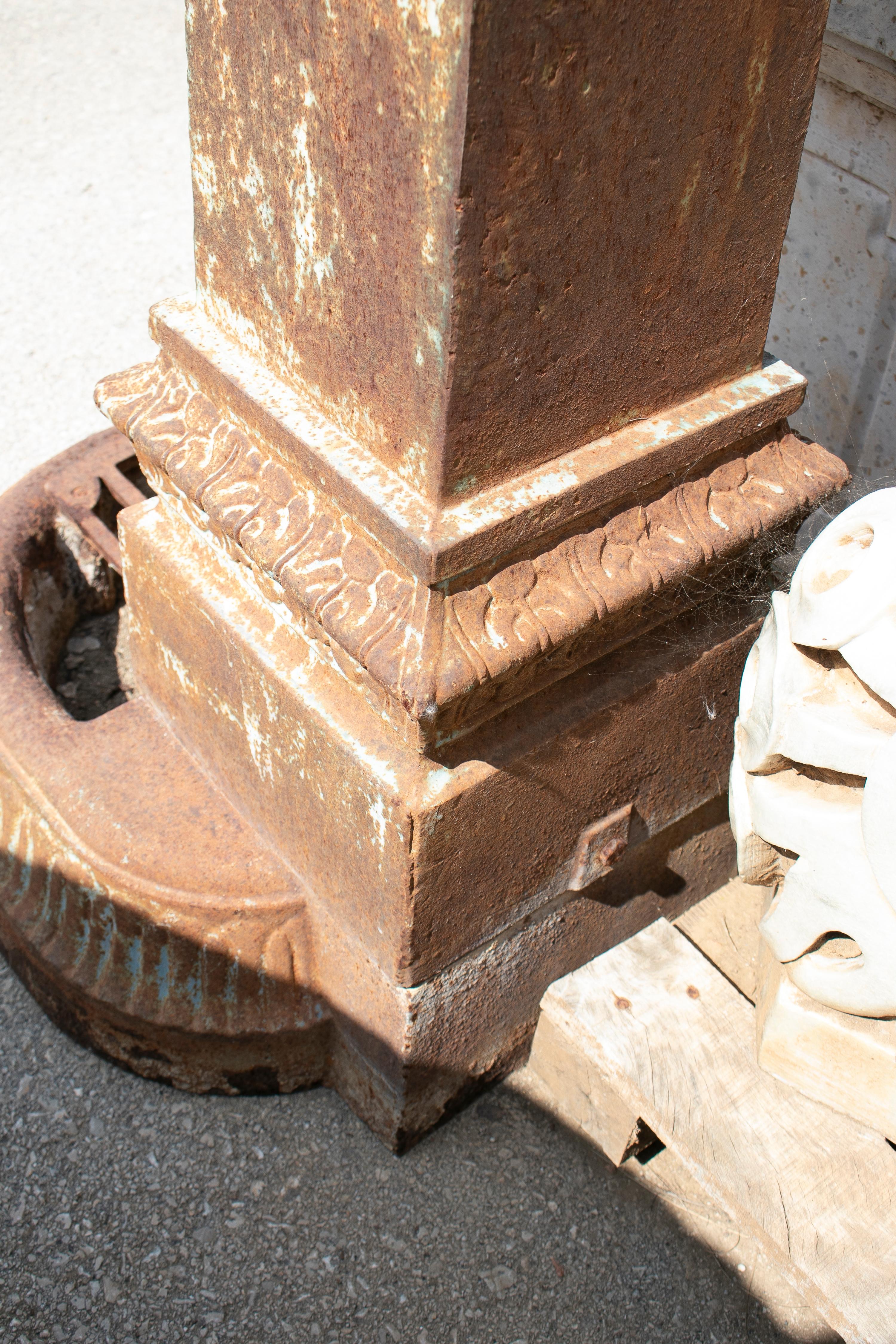 1920s Spanish Cast Iron Water Fountain 3