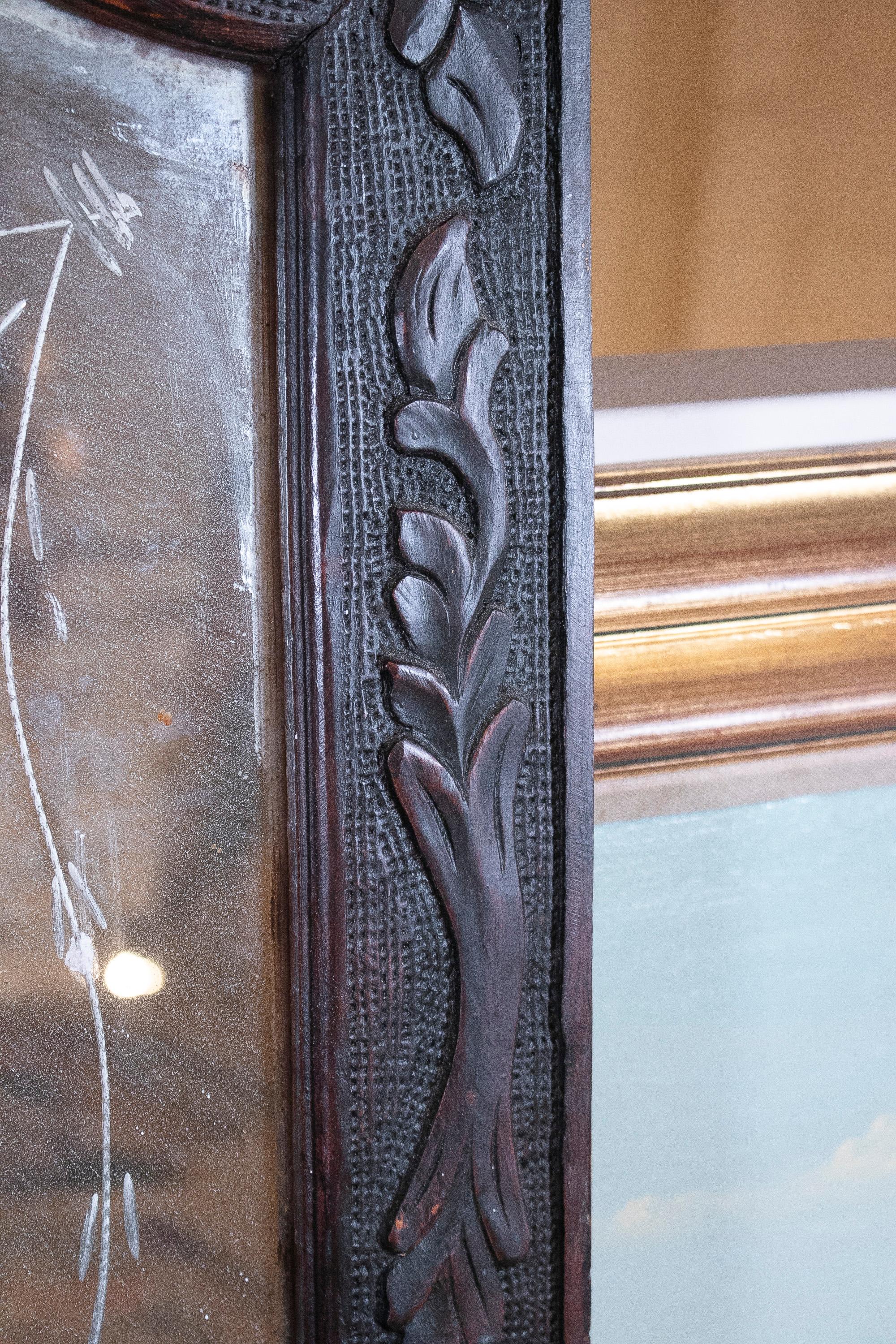 Miroir Mural Gravé Espagnol des Années 1920 avec Cadre en Bois Bass-Relief Sculpté à la Main en vente 2