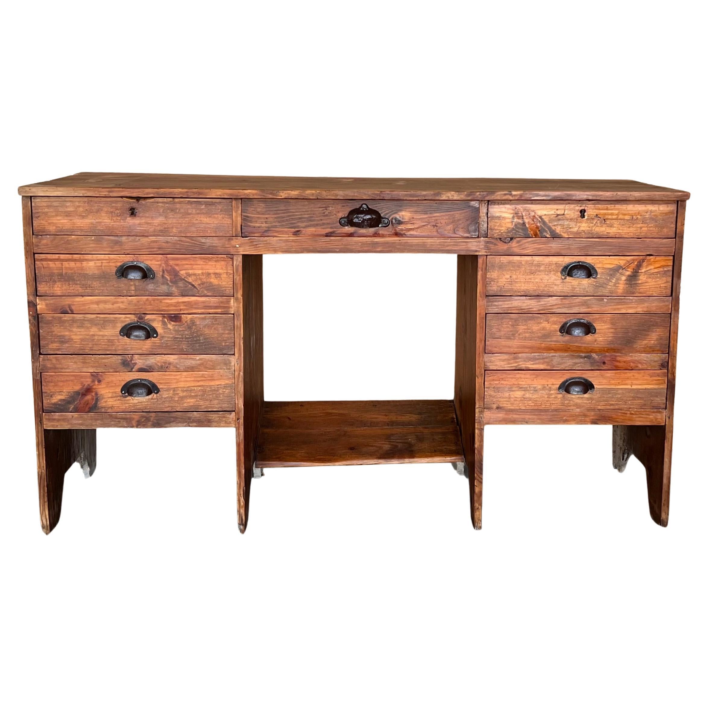 Secrétaires espagnols des années 1920, bureau à caisson en pin