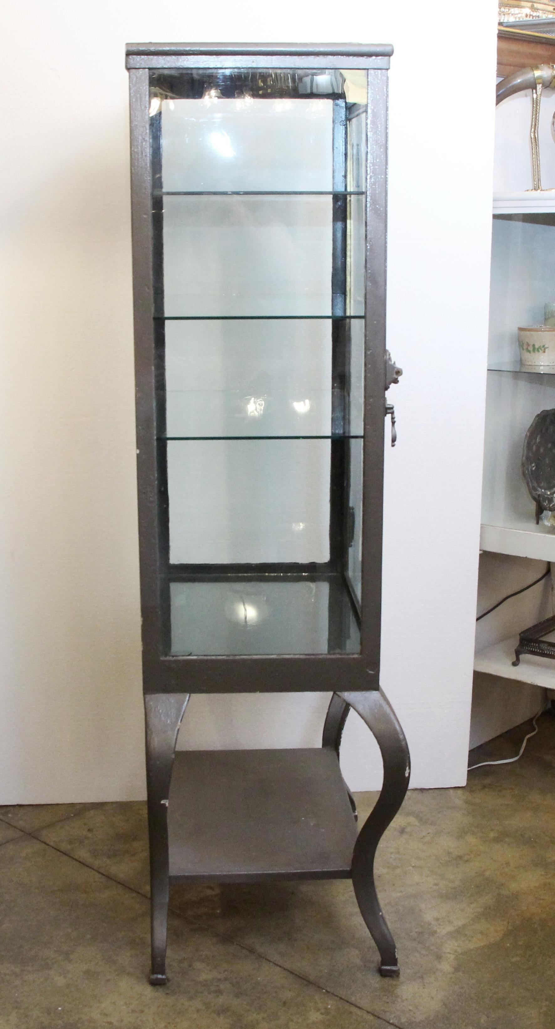 1920s Painted Steel Dental Cabinet with Cabriole Legs and Shelves In Good Condition In New York, NY