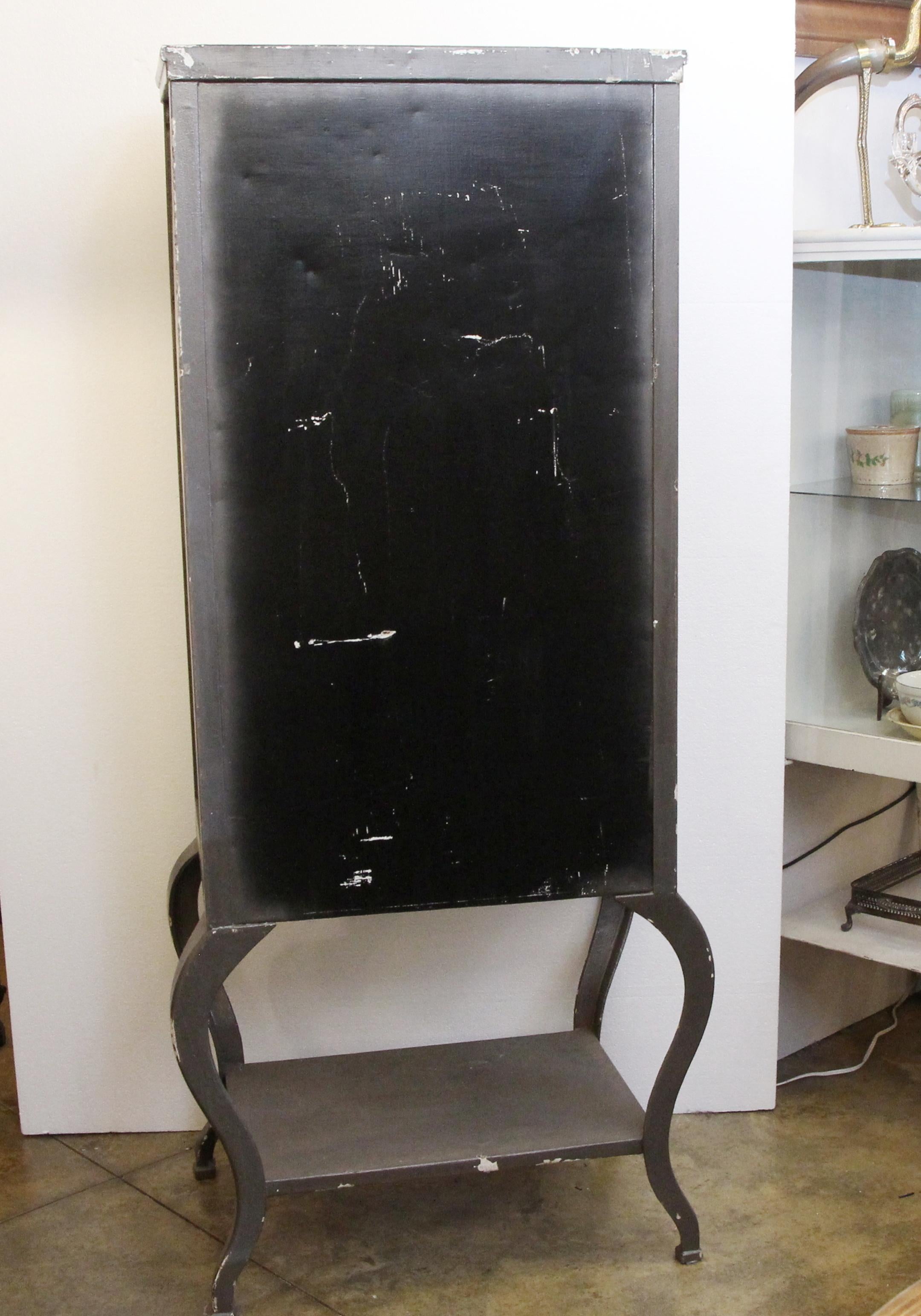 Early 20th Century 1920s Painted Steel Dental Cabinet with Cabriole Legs and Shelves