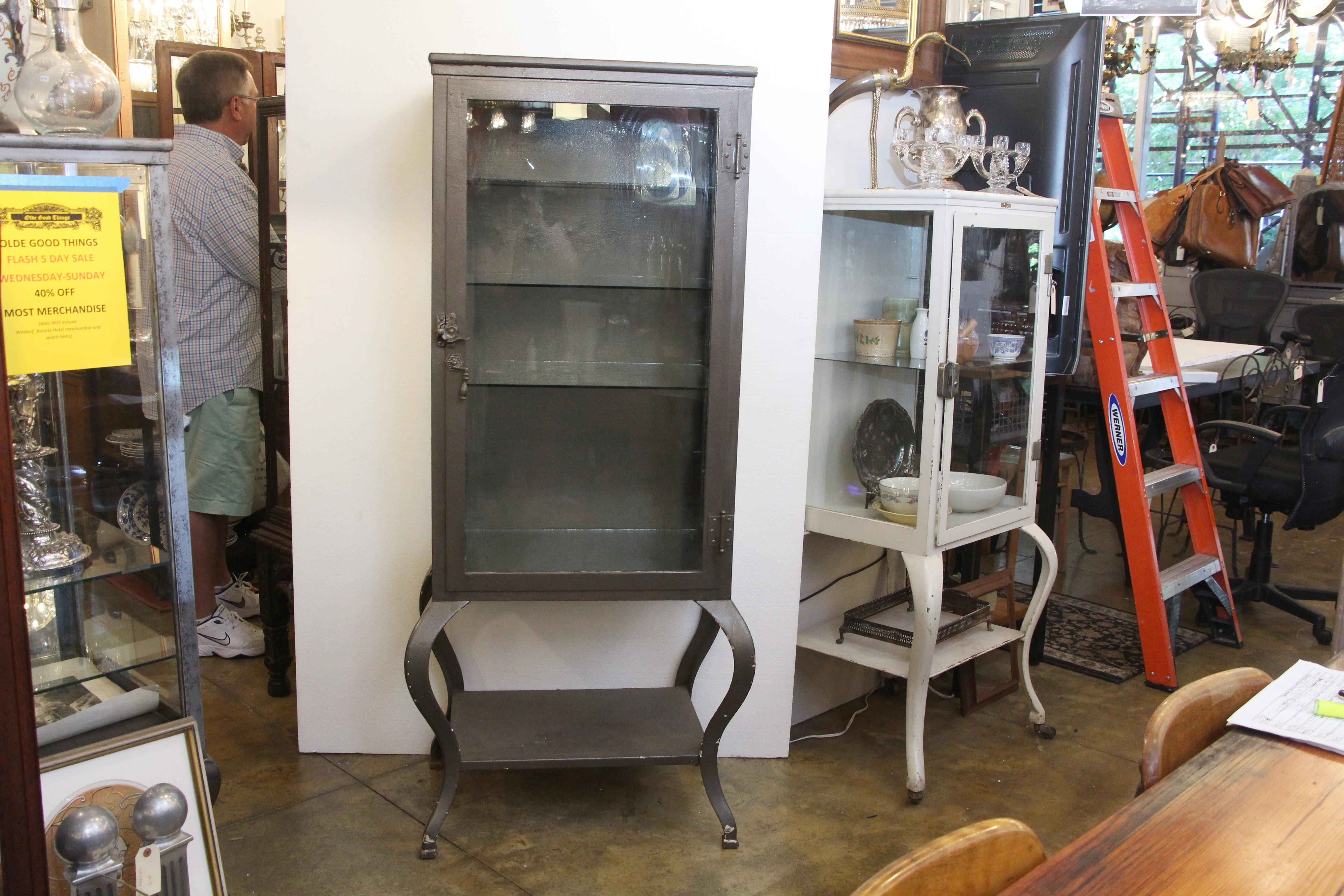 1920s Painted Steel Dental Cabinet with Cabriole Legs and Shelves 1
