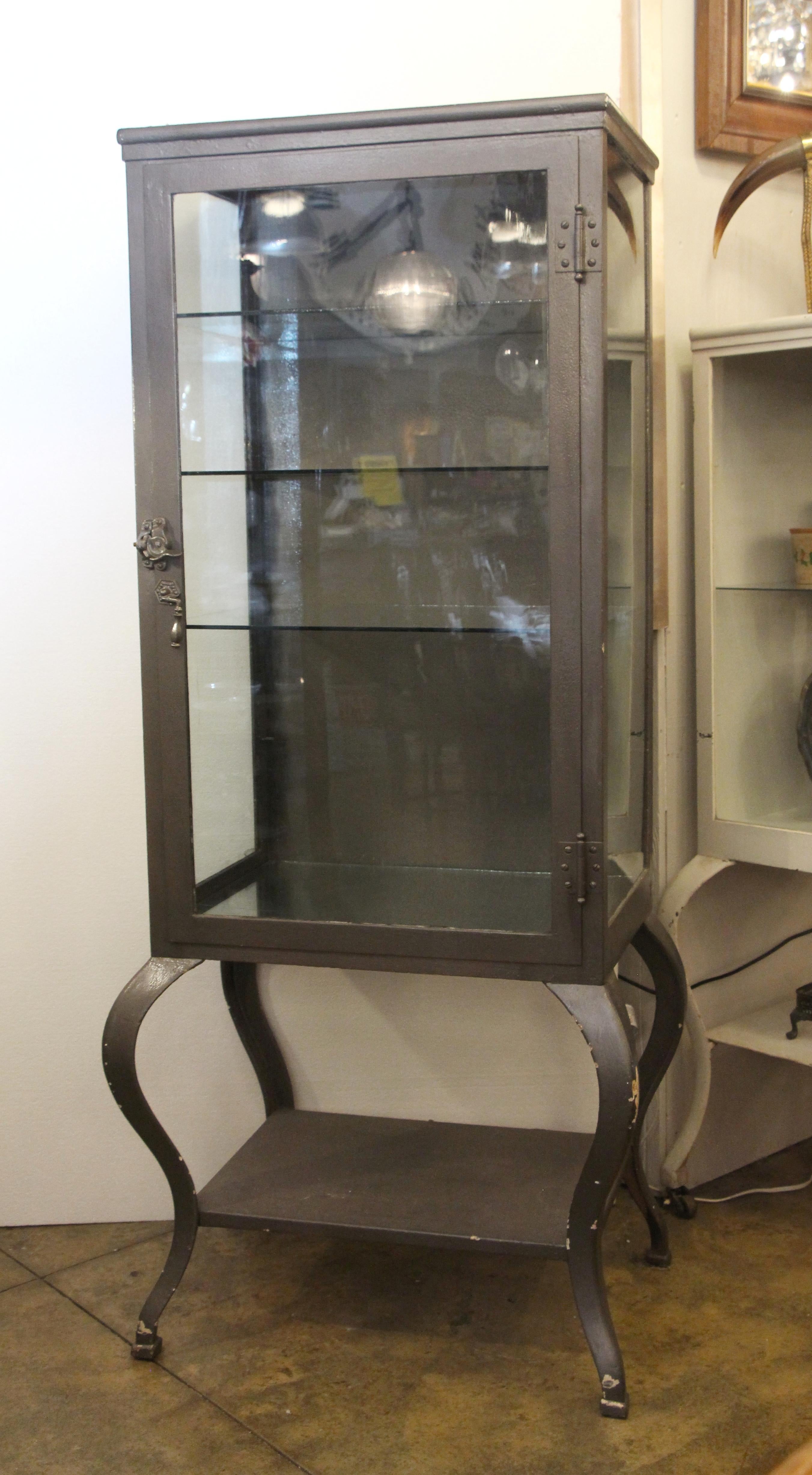 1920s Painted Steel Dental Cabinet with Cabriole Legs and Shelves 2
