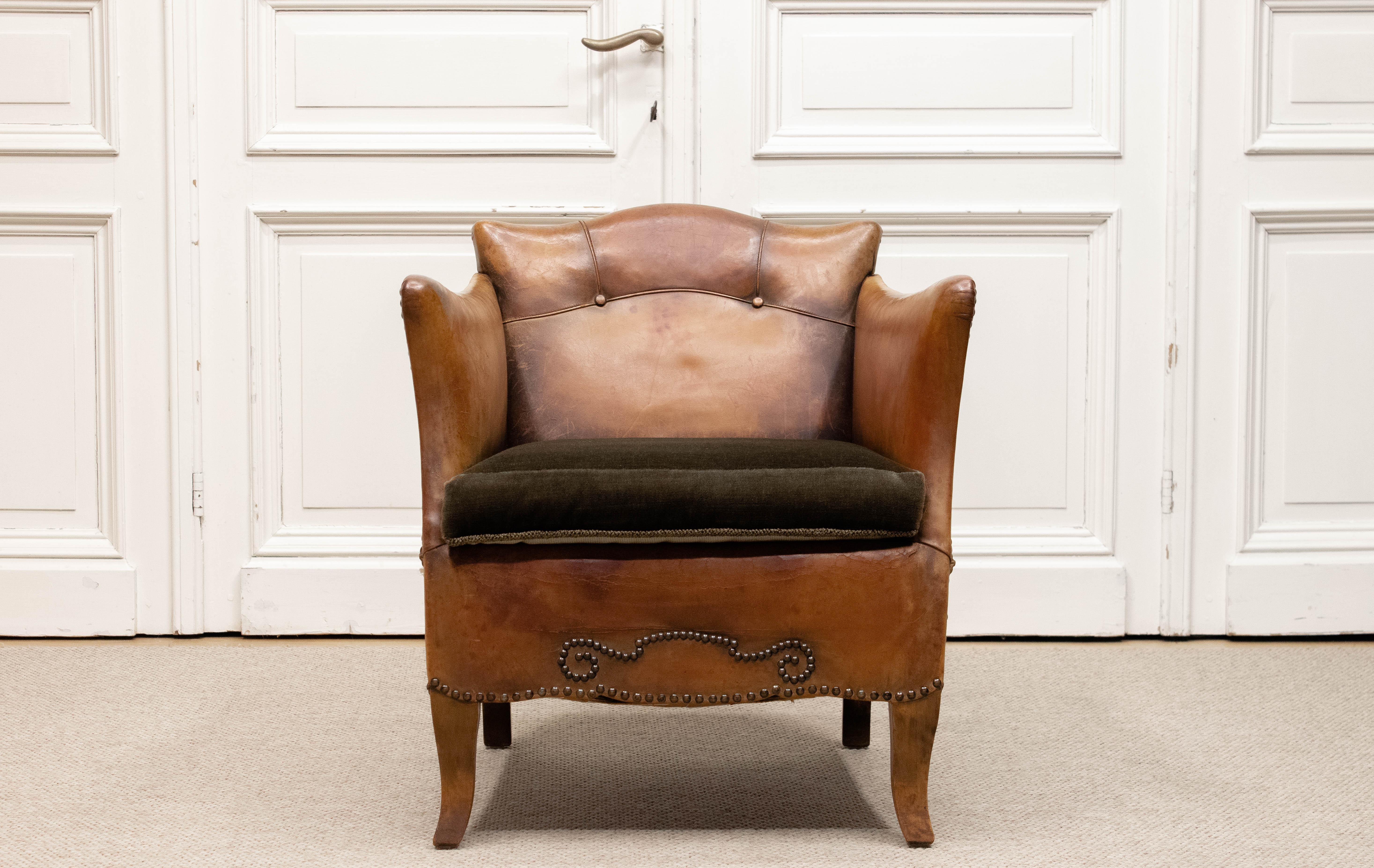 Fauteuil club en cuir fauve des années 1920 attribué à Otto Schulz pour Boet Suède en vente 4