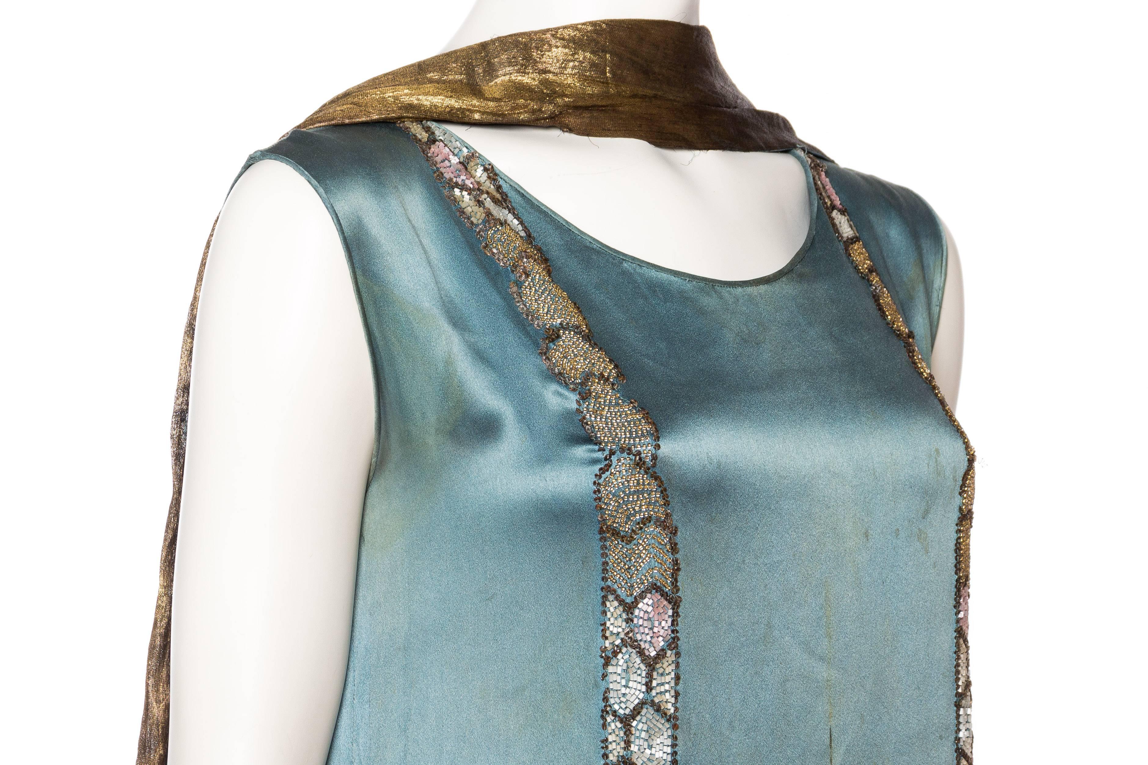 1920S Teal Silk Charmeuse  Deco Beaded Cocktail Dress With Fur Hem & Lamé Shawl For Sale 2