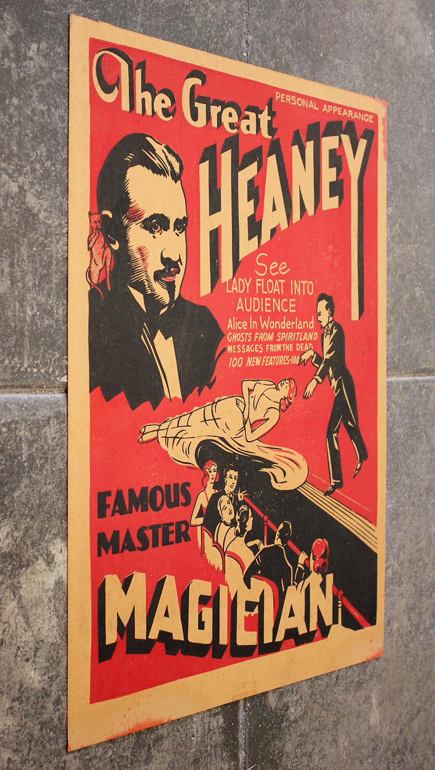 20ième siècle Affiche publicitaire « The Great Heaney » des années 1920, Magician Magic Oddity, carte de fenêtre en vente