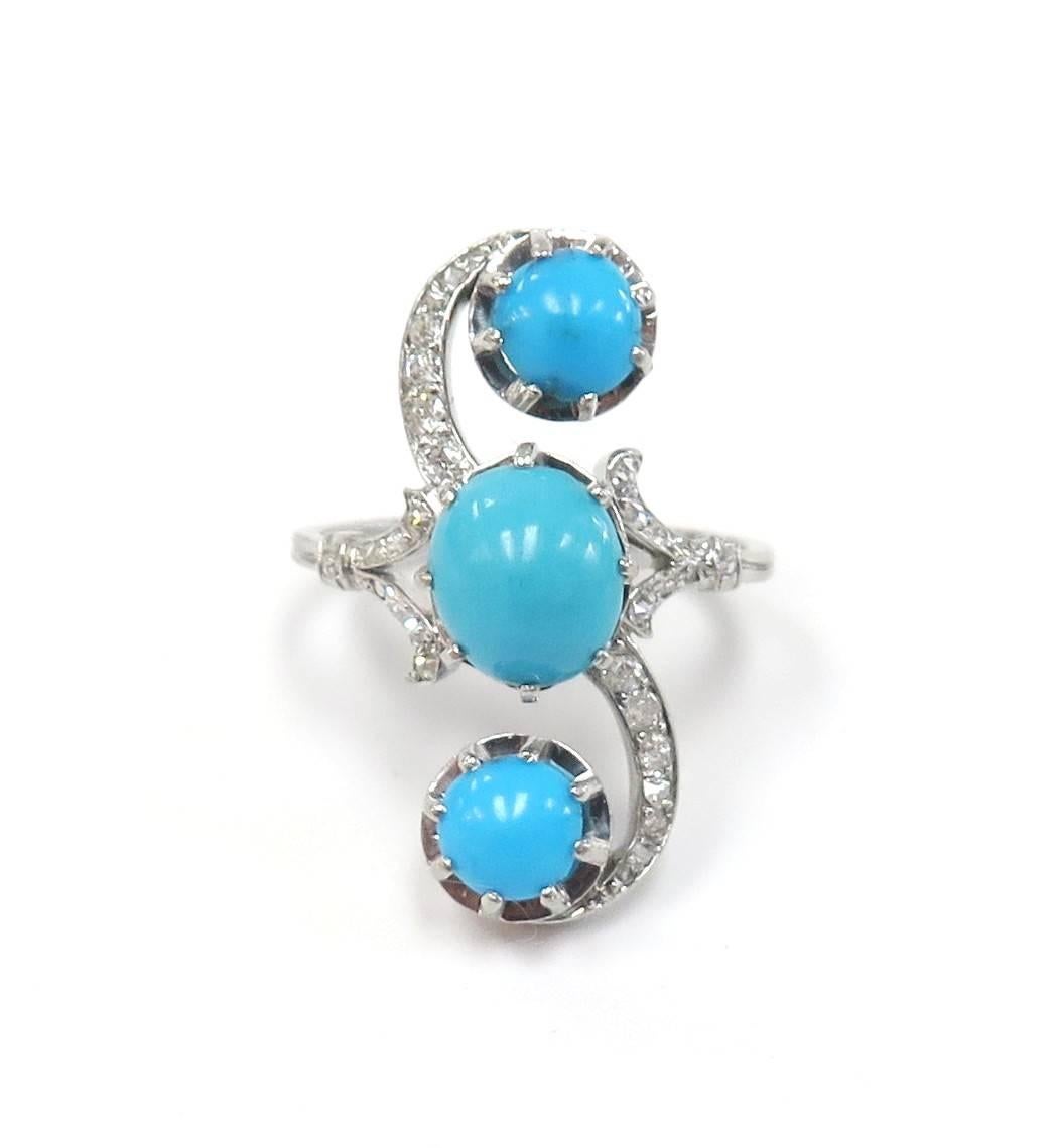 Art Nouveau 1920s Three Turquoise Ring with Old Cut Diamonds / Platinum