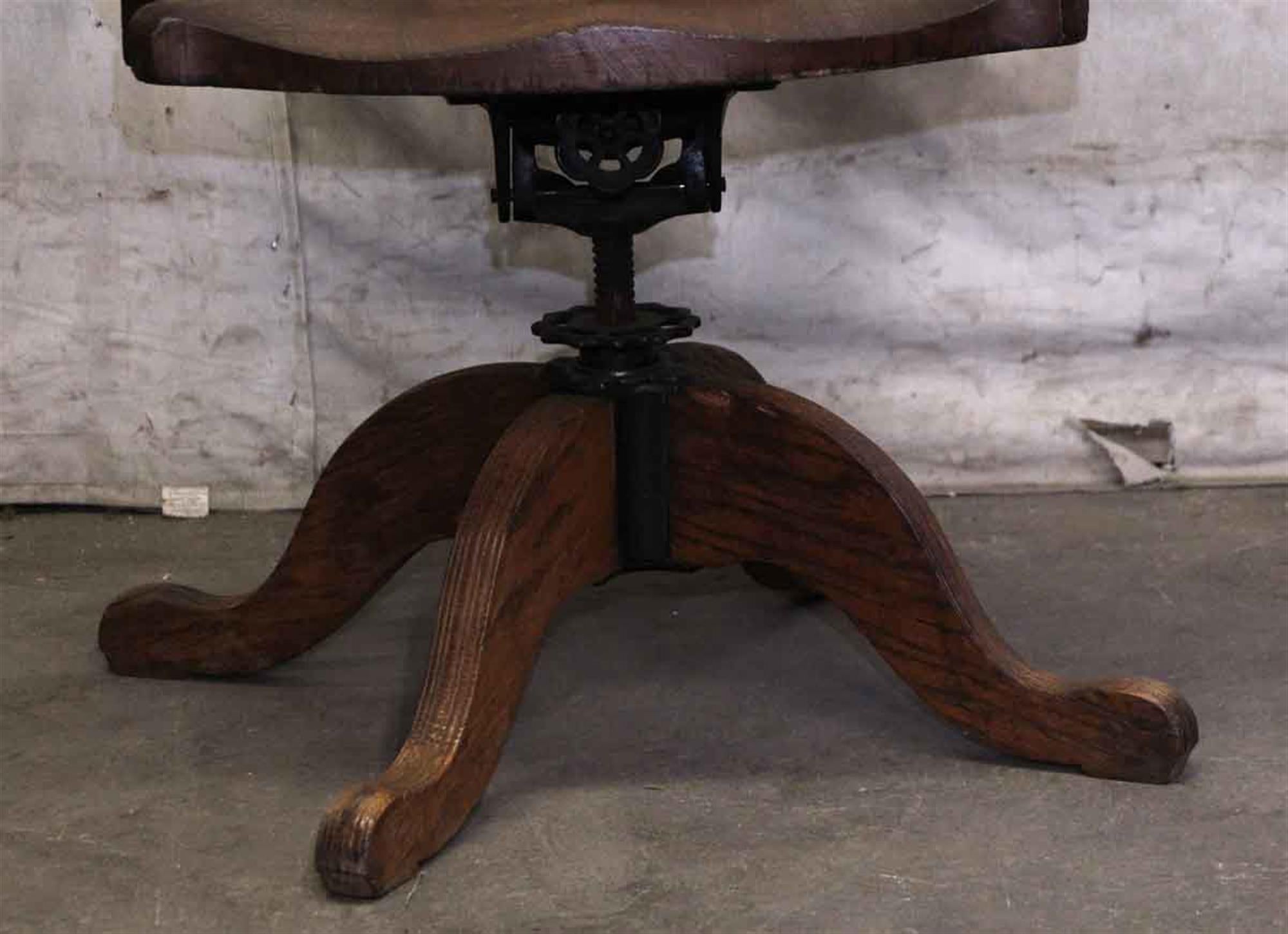 American 1920s Tiger Oak Spindle Back Adjustable Swivel Chair with Bentwood Arms