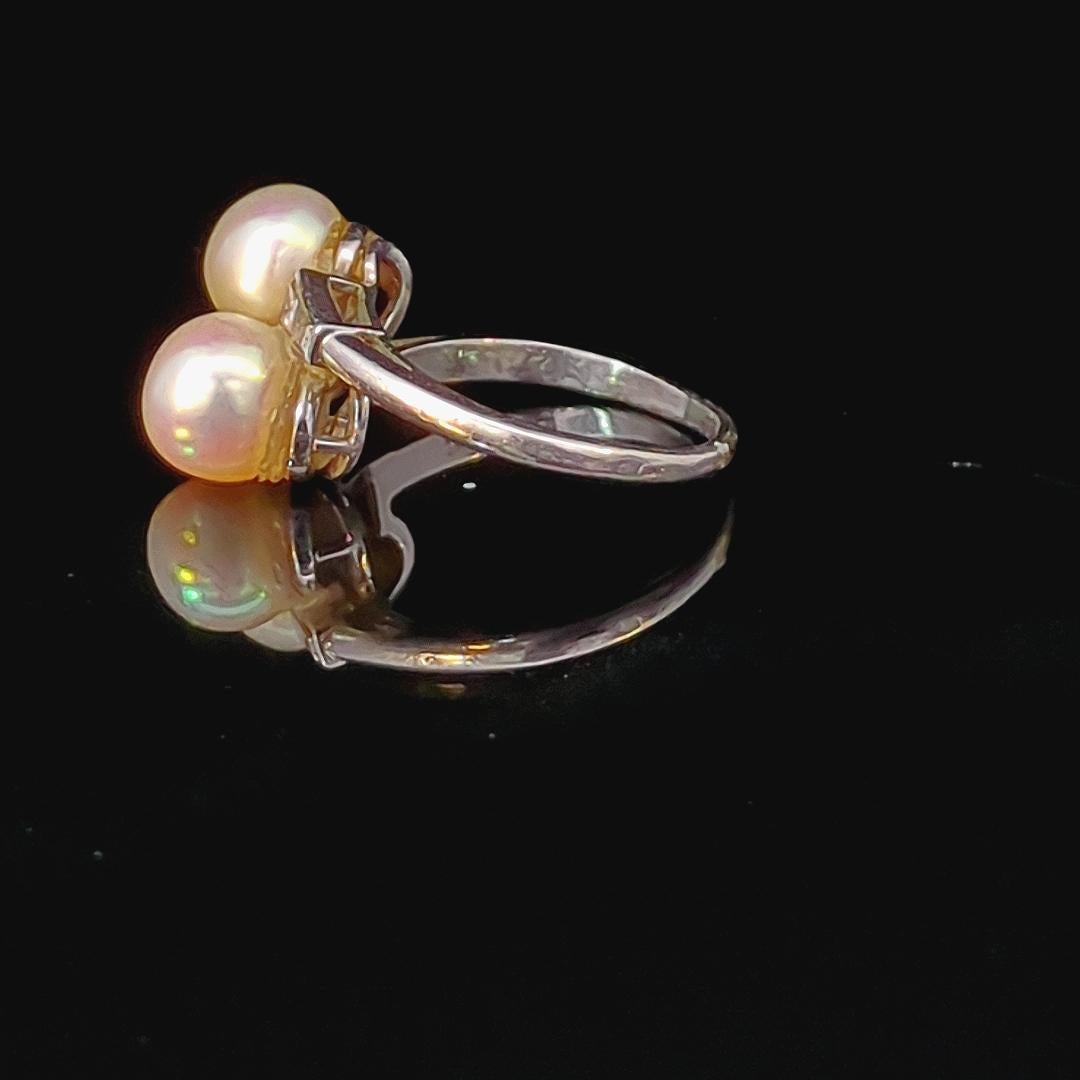 1920s Signed Chaument Toi Et Moi Natural Saltwater Pearl Ring  In Good Condition In New York, NY